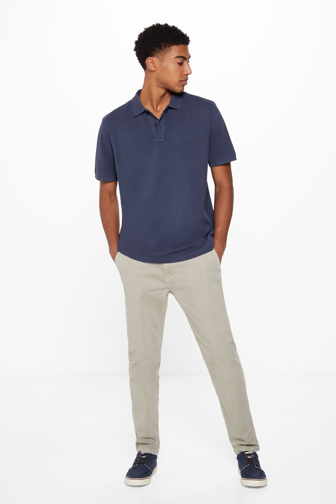 Classic Polo Shirt With Monochrome Logo_4407017_11_02