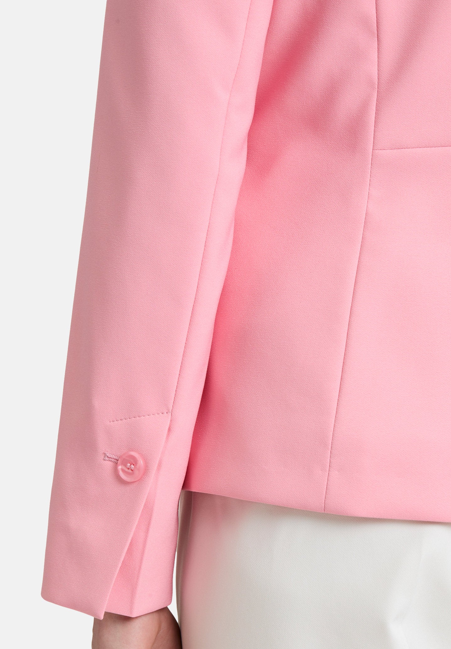 Betty Barclay_Short Blazer Long Sleeves_4411-1080_4088_07