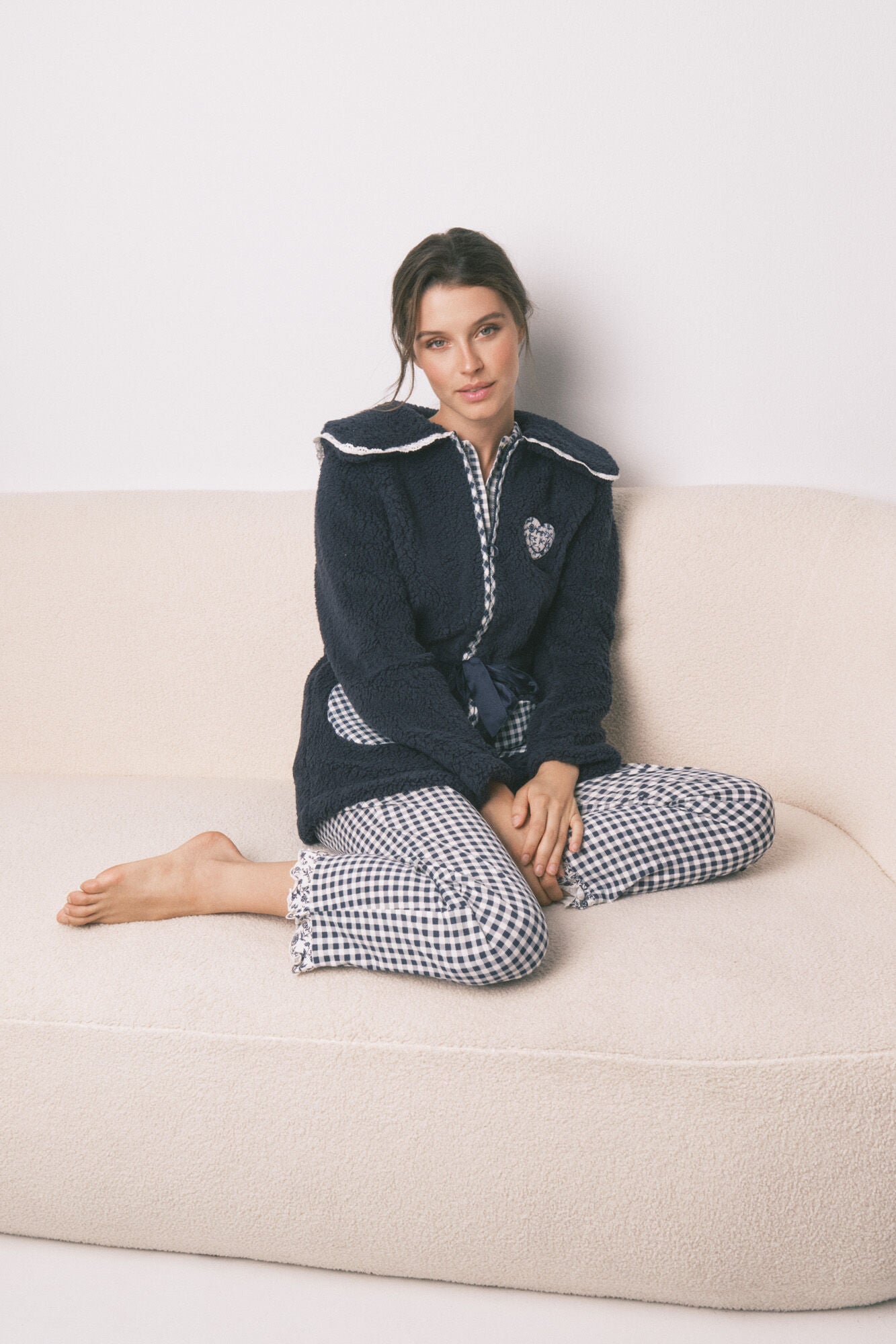 Women Secret_Navy_Blue Smiley Faux Shearling Midi Robe_4412198_10_01