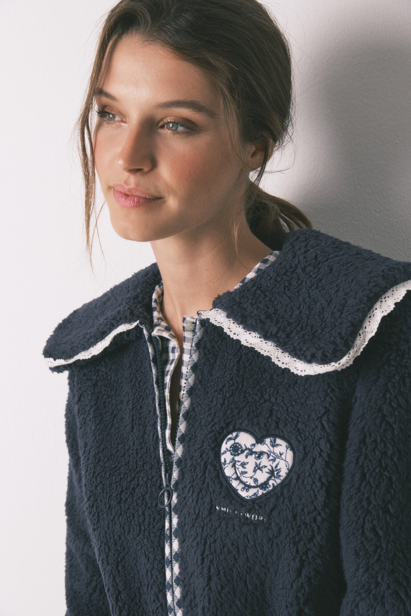 Women Secret_Navy_Blue Smiley Faux Shearling Midi Robe_4412198_10_02