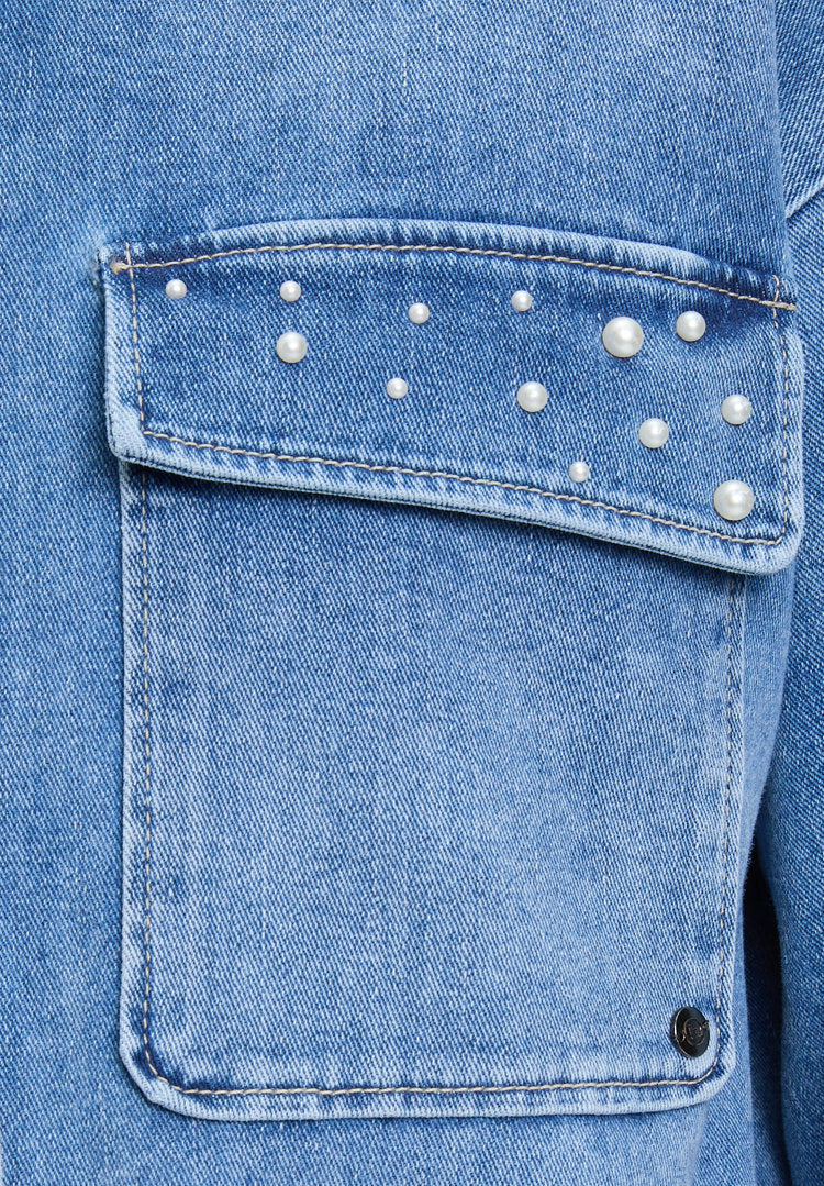 Betty Barclay_Oversized Denim Jacket_4425-3304_8618_07