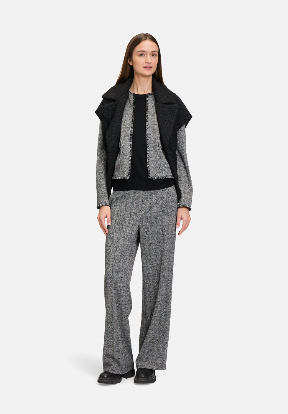 Betty Barclay_Black/Grey_Jersey Jacket with Fringes_4438-3055_9893_02