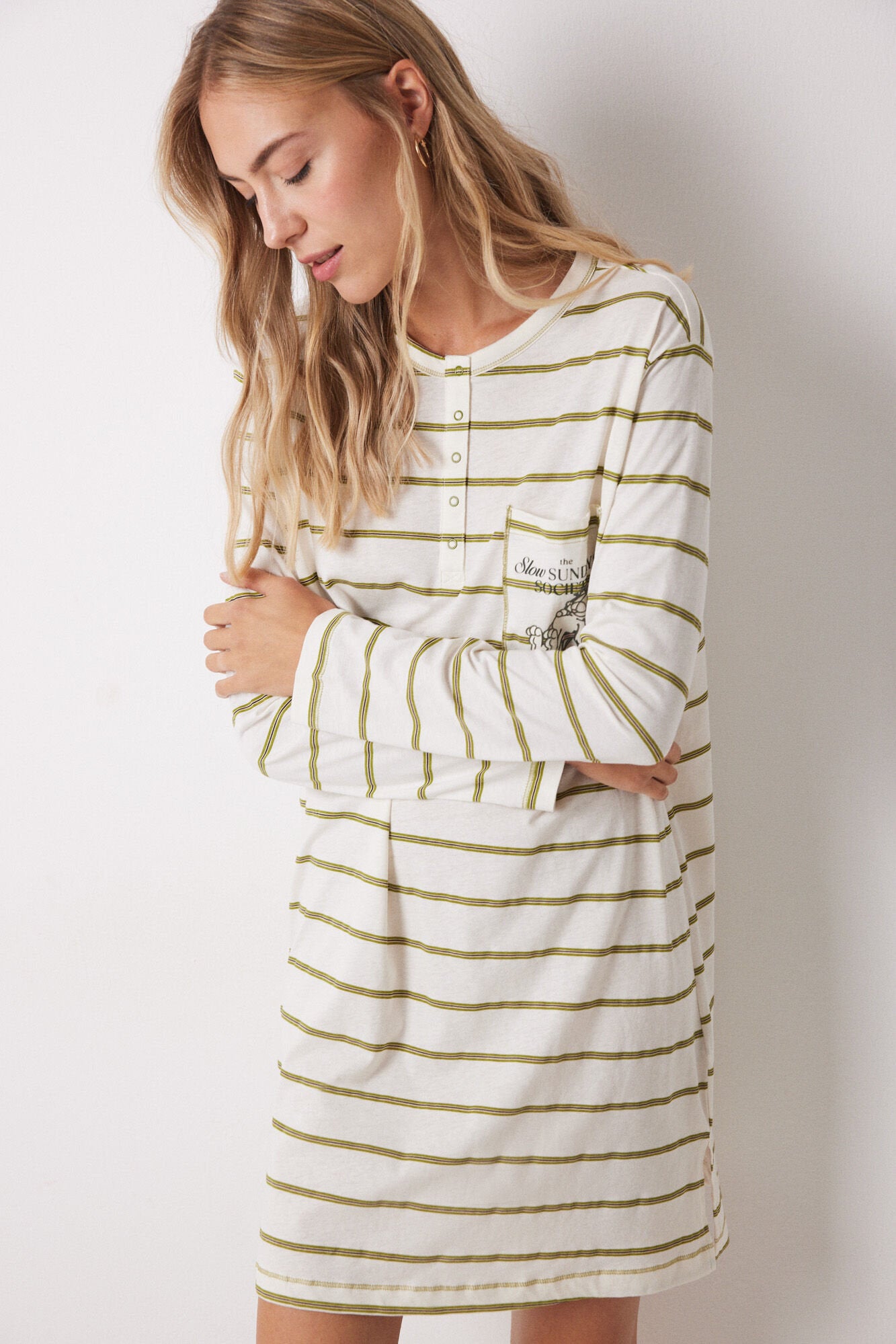 Women Secret_Garfield Striped Cotton Nightgown_4449083_96_04