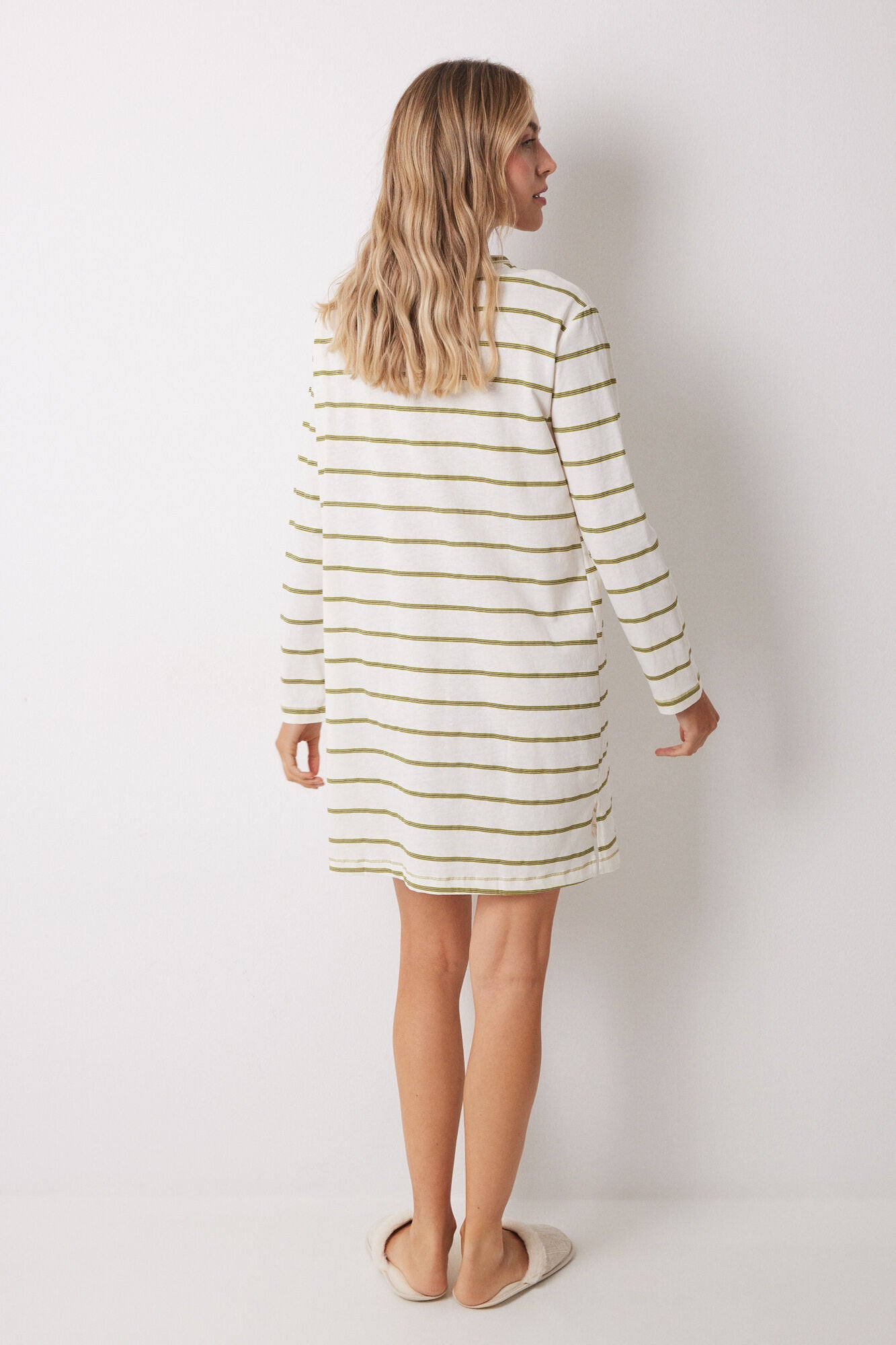 Women Secret_Garfield Striped Cotton Nightgown_4449083_96_05