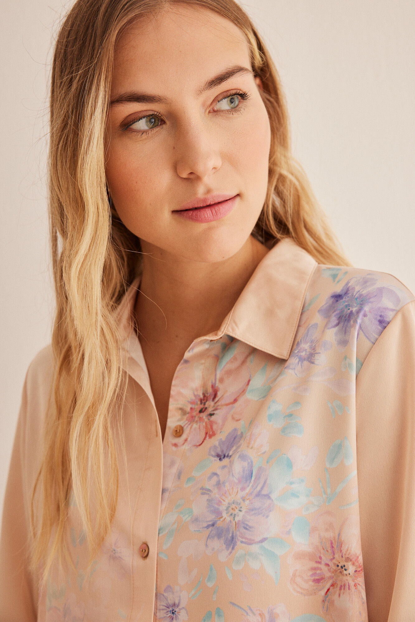 Pyjamas With All-Over Print_4467951_57_03