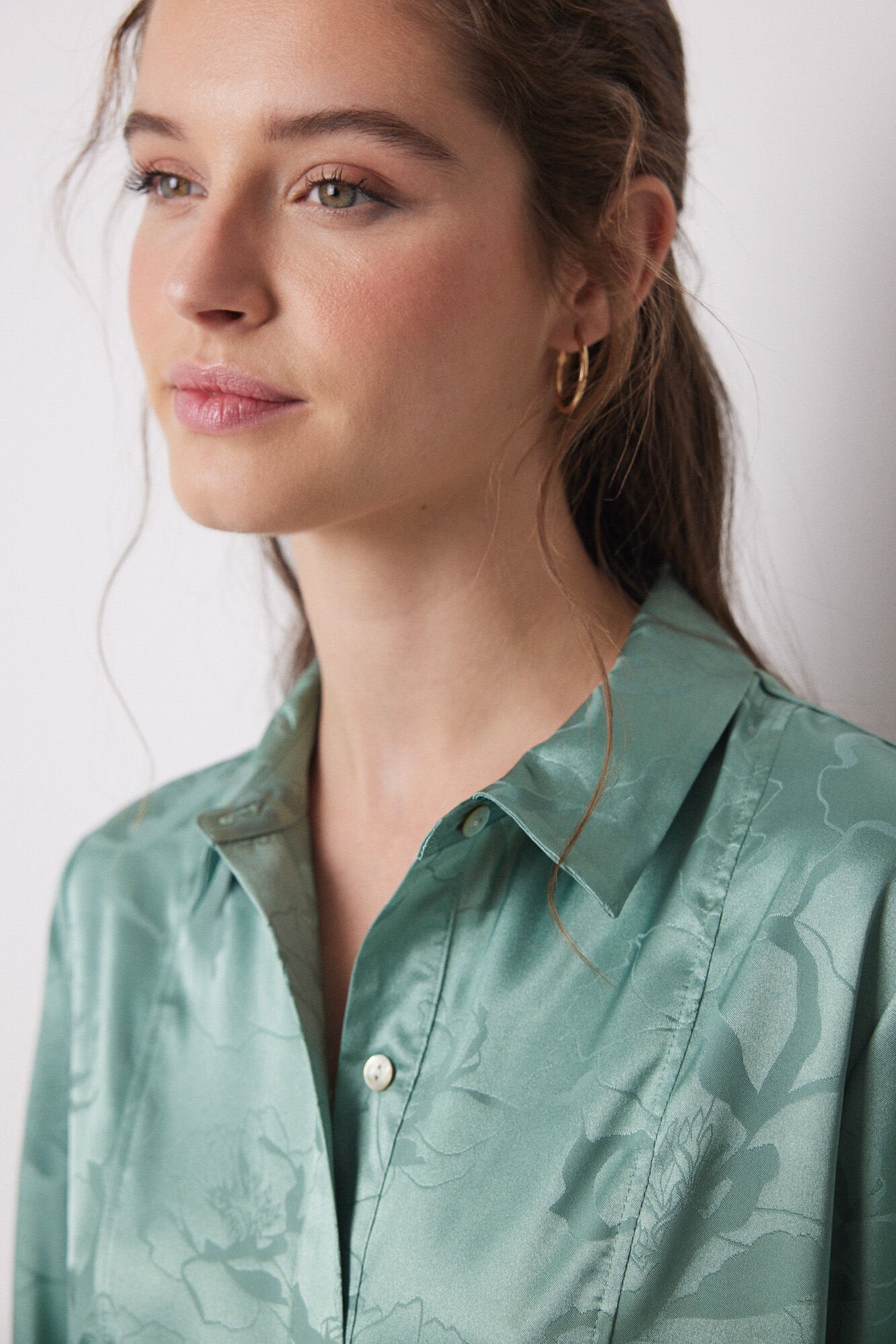 Women Secret_Long Green Jacquard Satin Pajama Shirt_4469713_21_02
