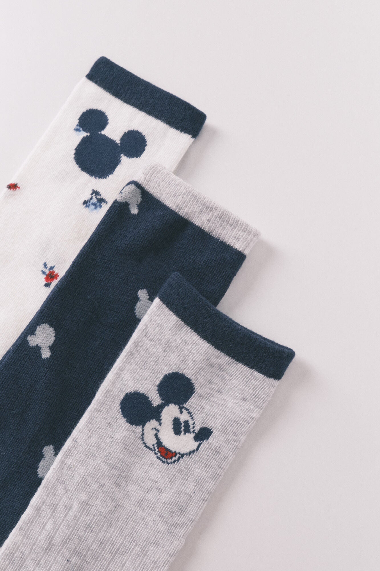 Women Secret_Multi-Color_Pack of 3 Disney Long Socks_4482712_98_02