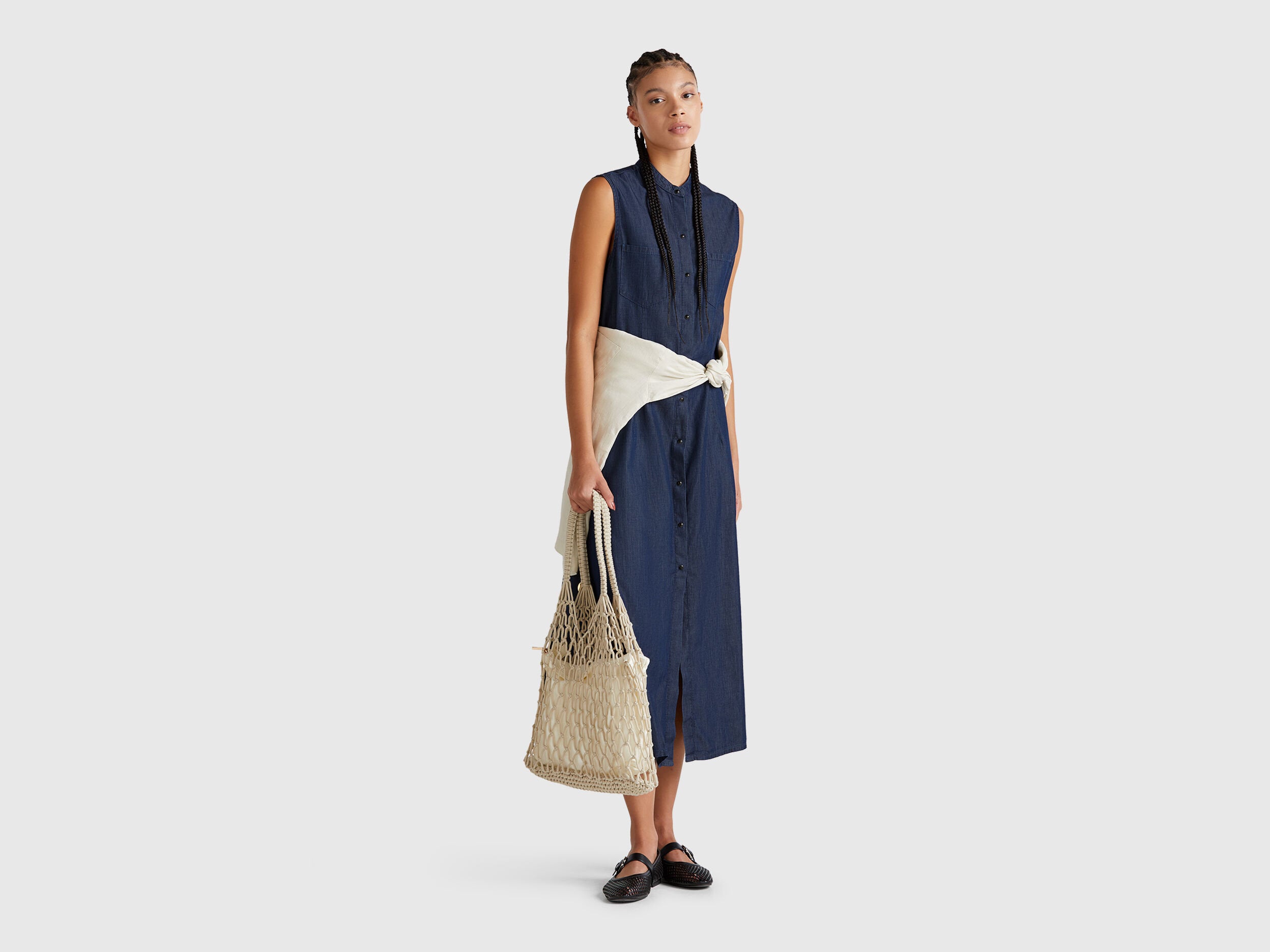 Benetton_Sleeveless Shirt Dress in Chambray_44KCDV0BH_901_03