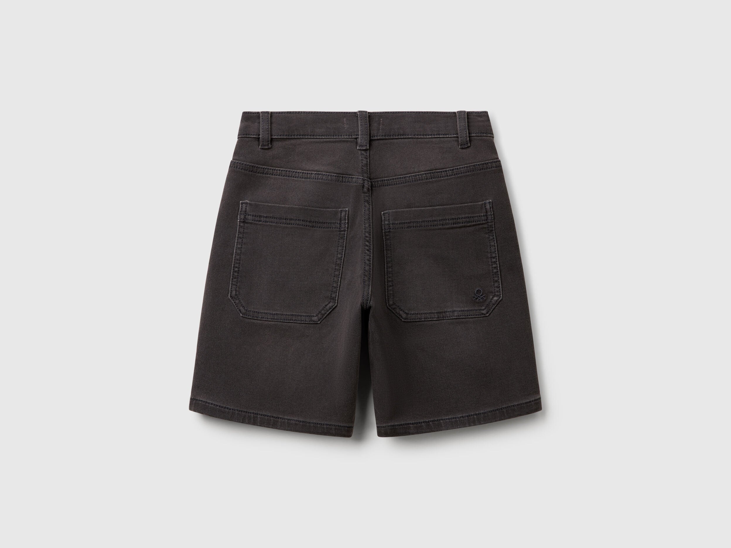 Benetton_Bermuda_44LGC9048_700_02