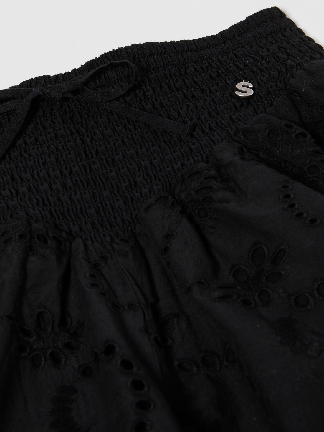 Embroidered Shorts_44ZKY900R_100_02