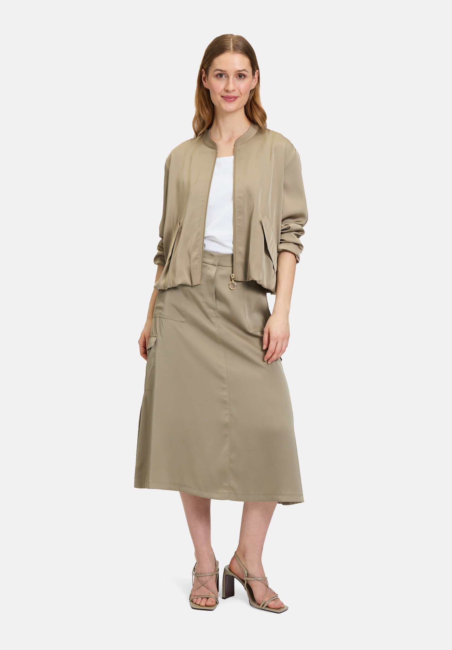 Betty Barclay_Blazer Jacket Long Sleeves_4519-1196_7366_03