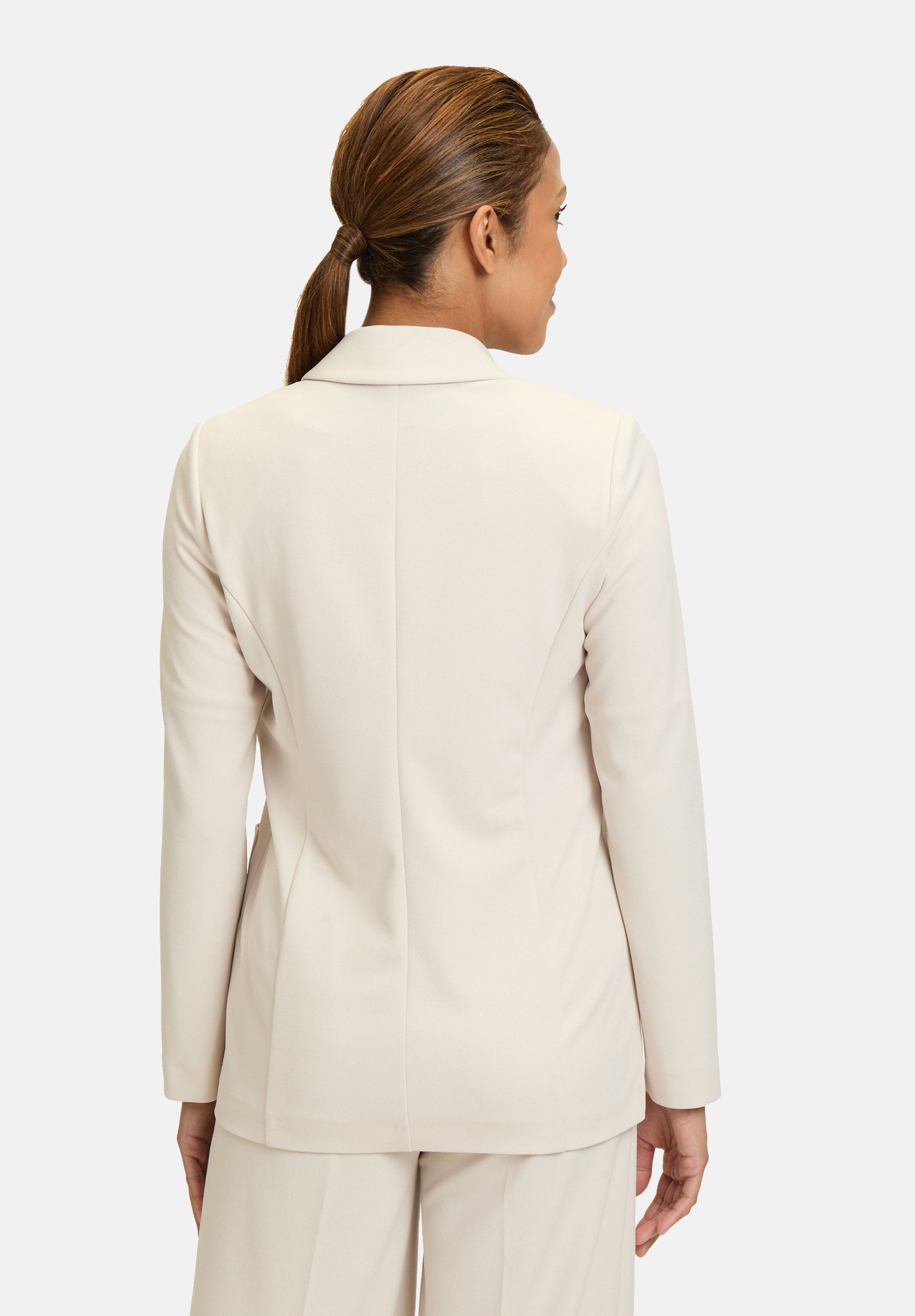 Betty Barclay_Blazer Jacket Long Sleeves_4522-2420_1098_04