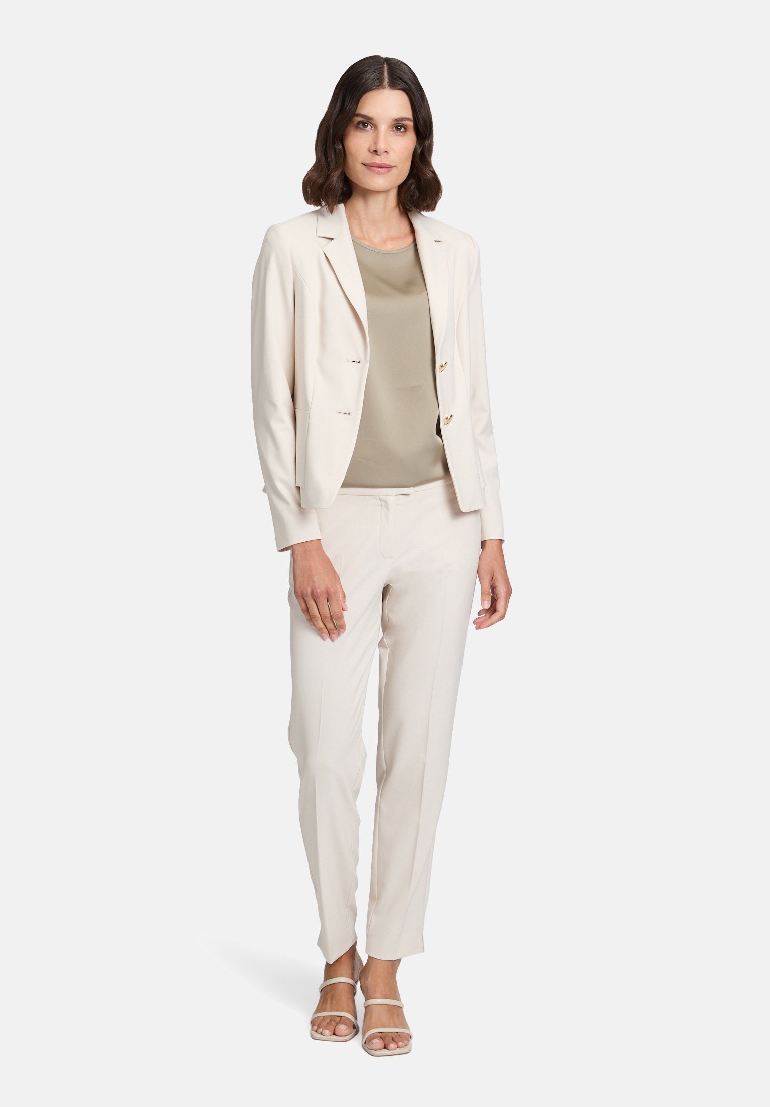 Betty Barclay_Short Blazer Long Sleeves_4525-1049_1098_02
