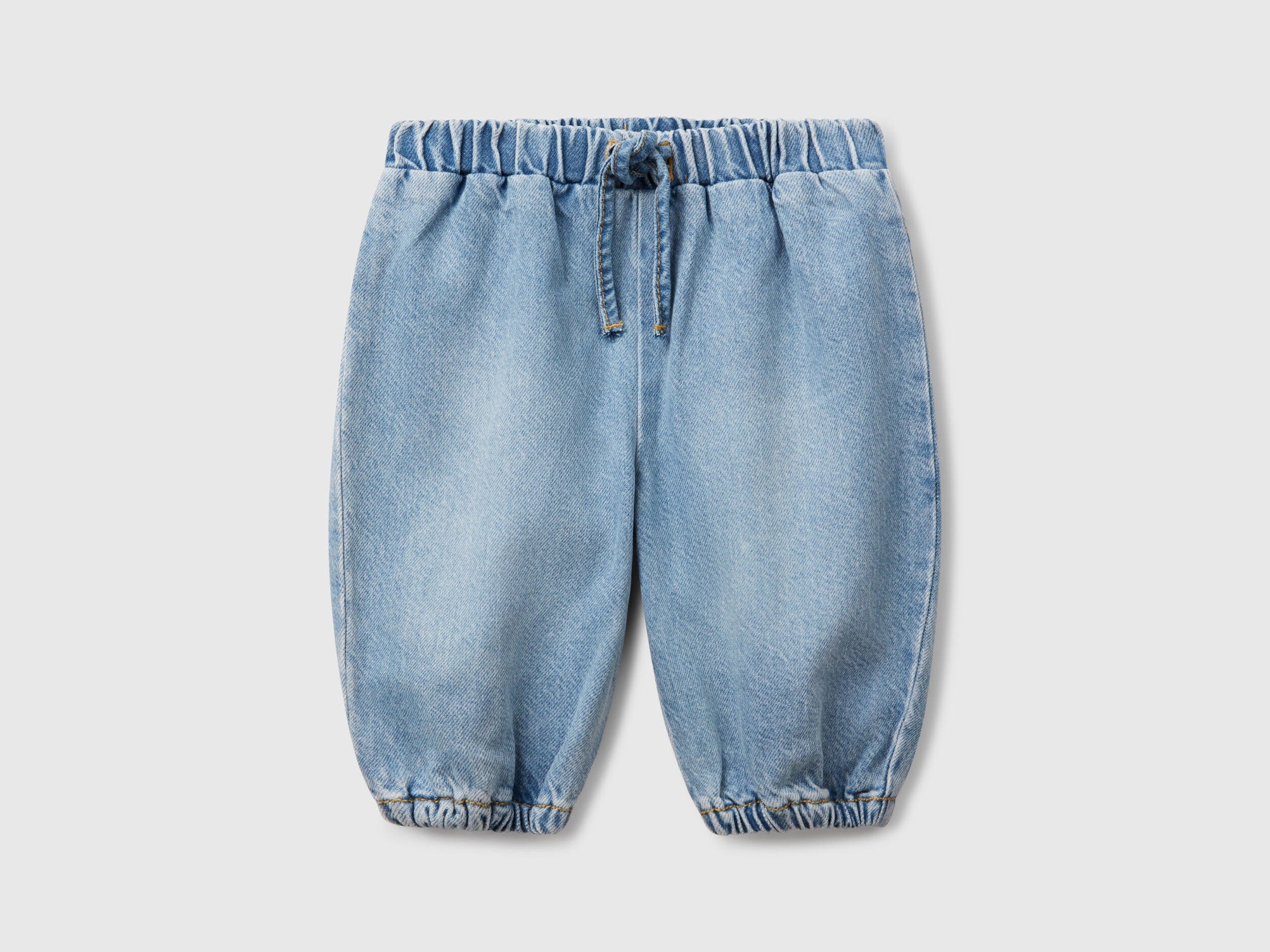 Benetton_Pure Cotton Jeans_45A7AF01K_901_01