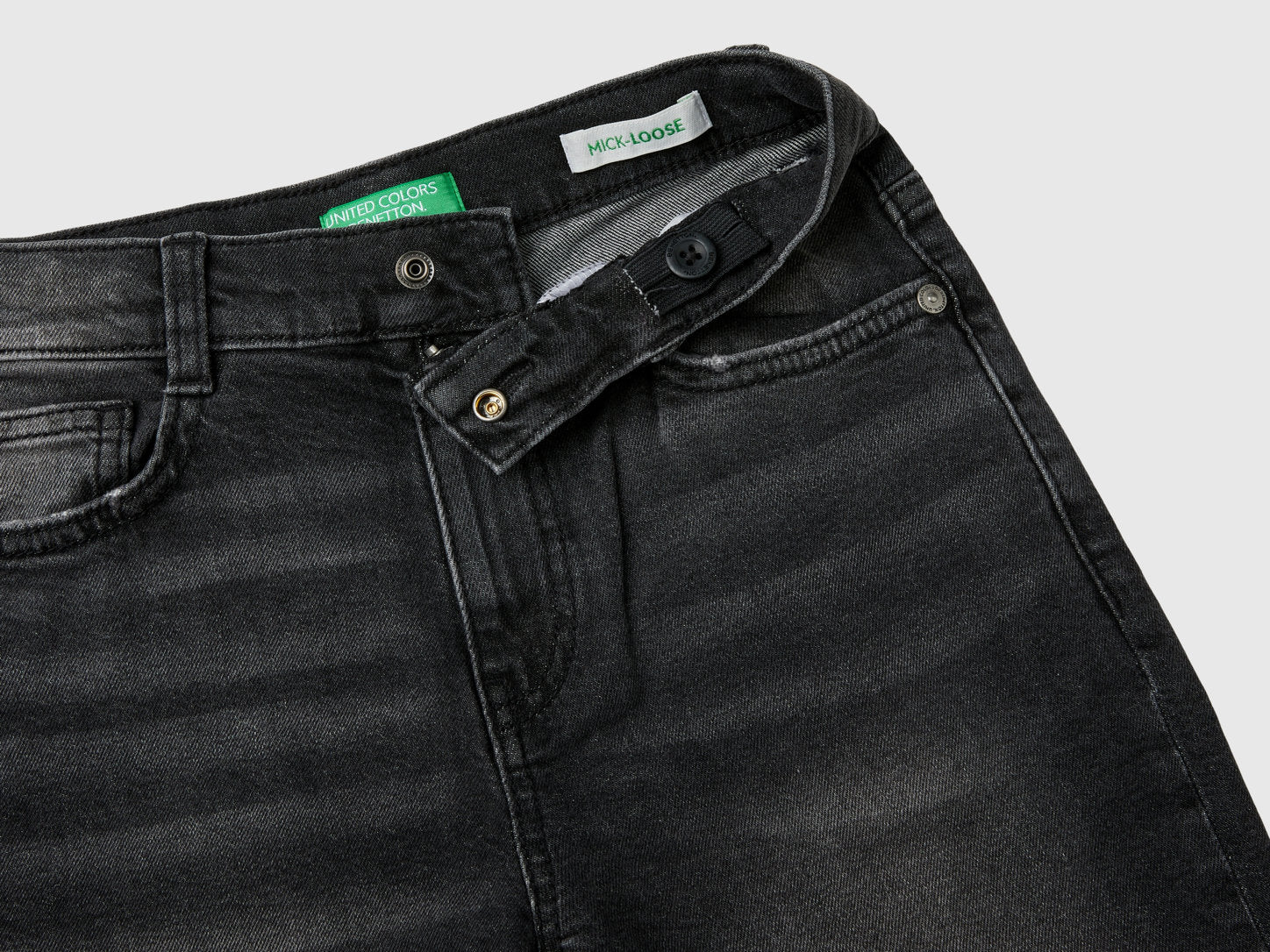 "Eco-Recycle" Loose Fit Jeans_45ONCE038_700_03