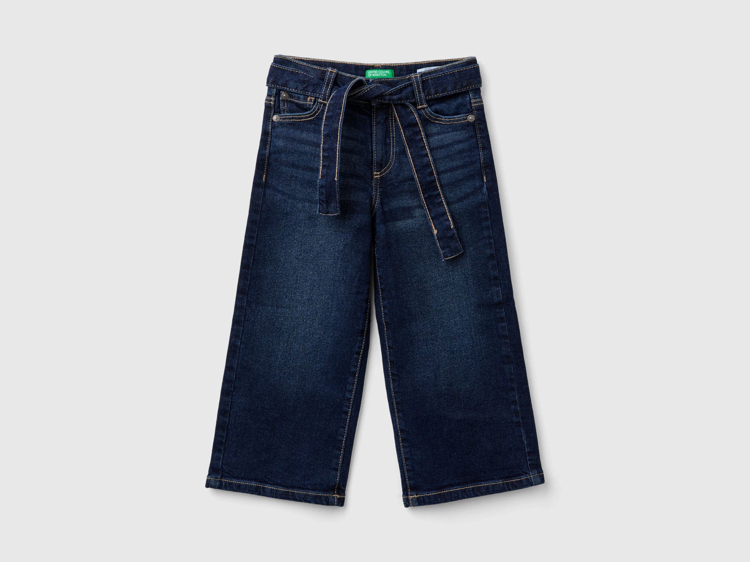 Wide Fit Jeans In "Eco-Recycle" Denim_45ONGE01Y_901_01