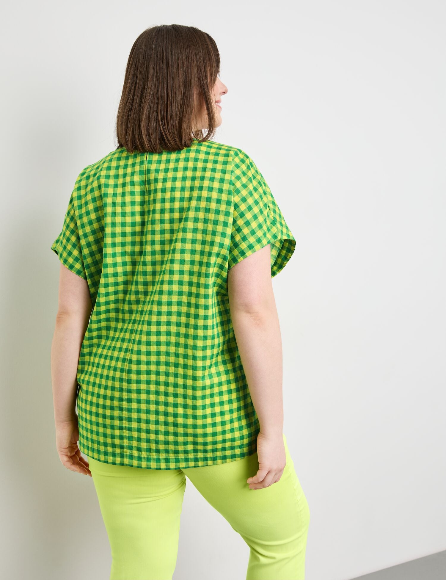 Blouse Top With A Check Pattern_460036-21061_5092_04
