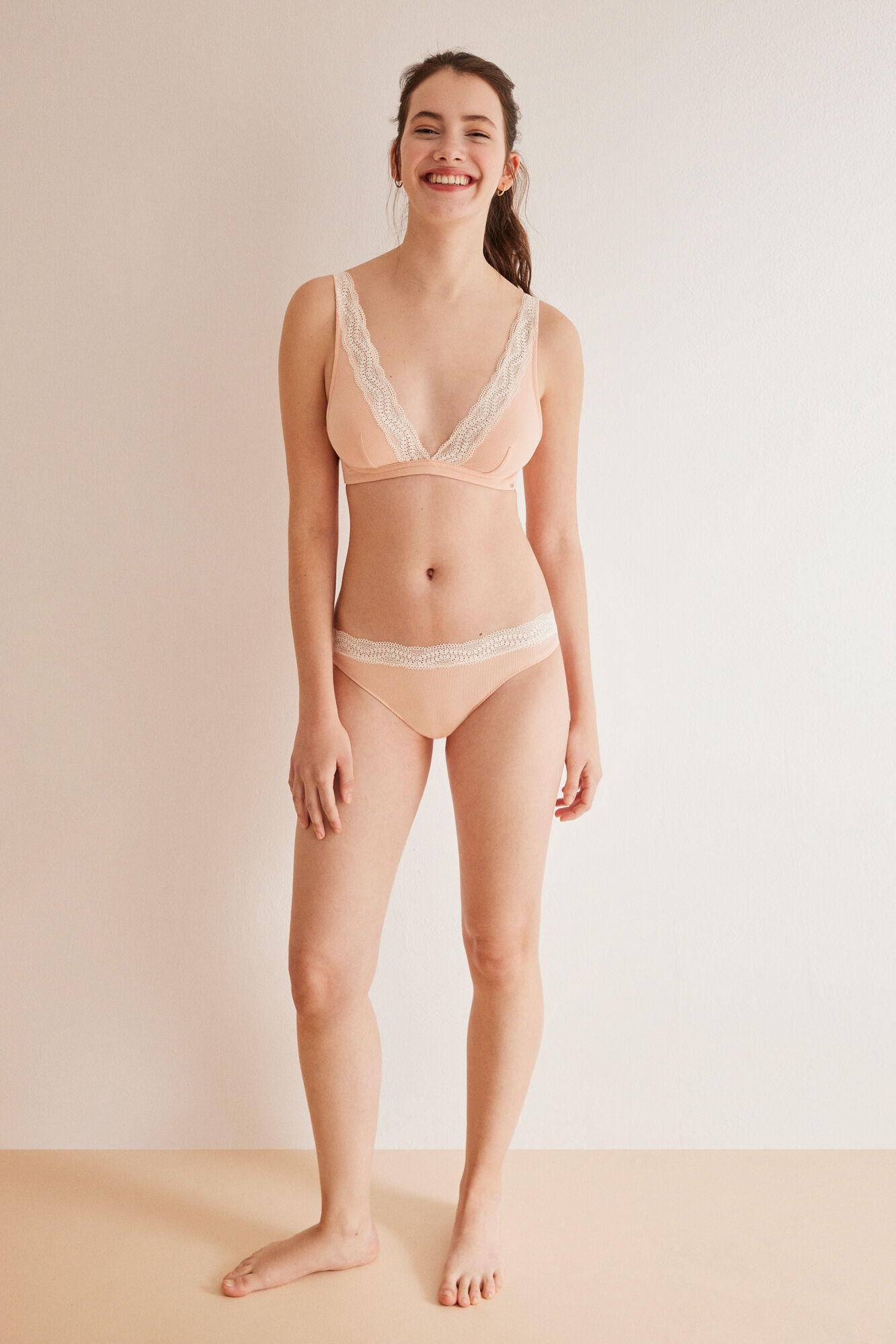 Orange Hipster Brief_4637951_67_04
