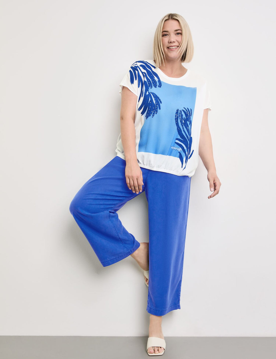 Blouse Shirt With Material Mix_471043-26205_9602_02