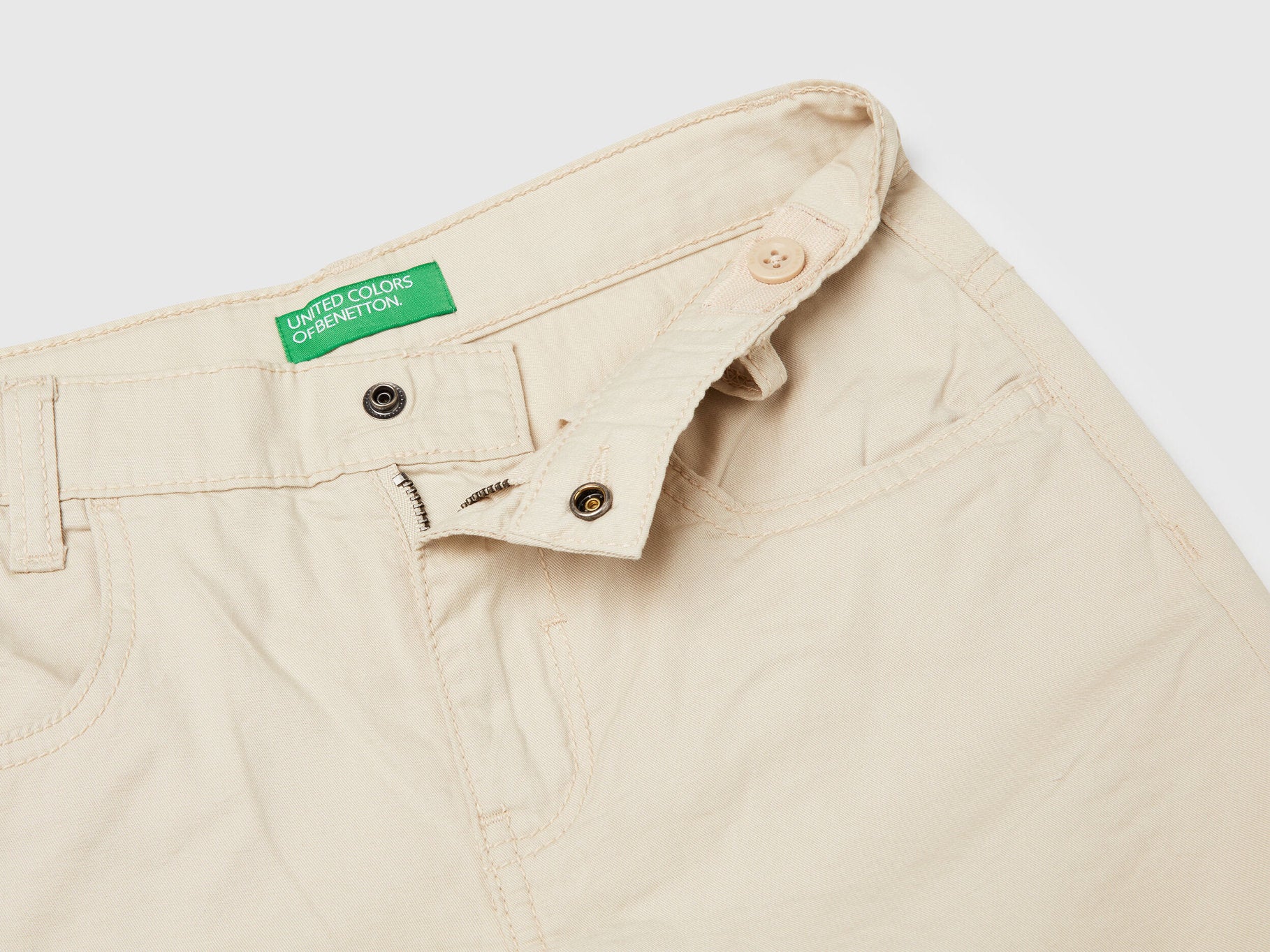 Benetton_Lightweight Bermudas_47RGC902U_152_03
