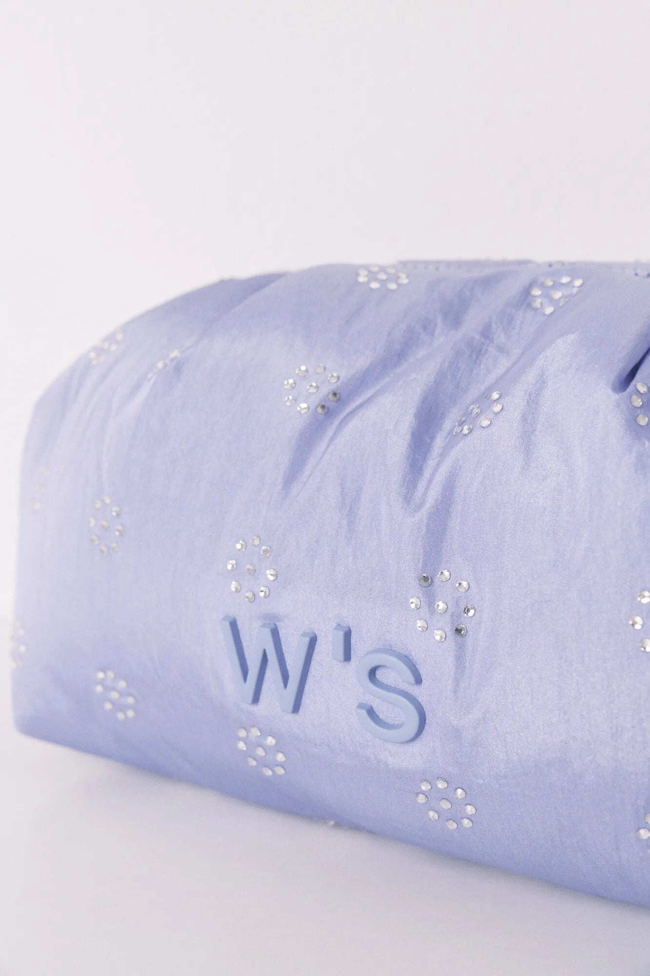 Women Secret_Pink_Large Puffer Blue Rhinestone Vanity Case_4842001_76_06