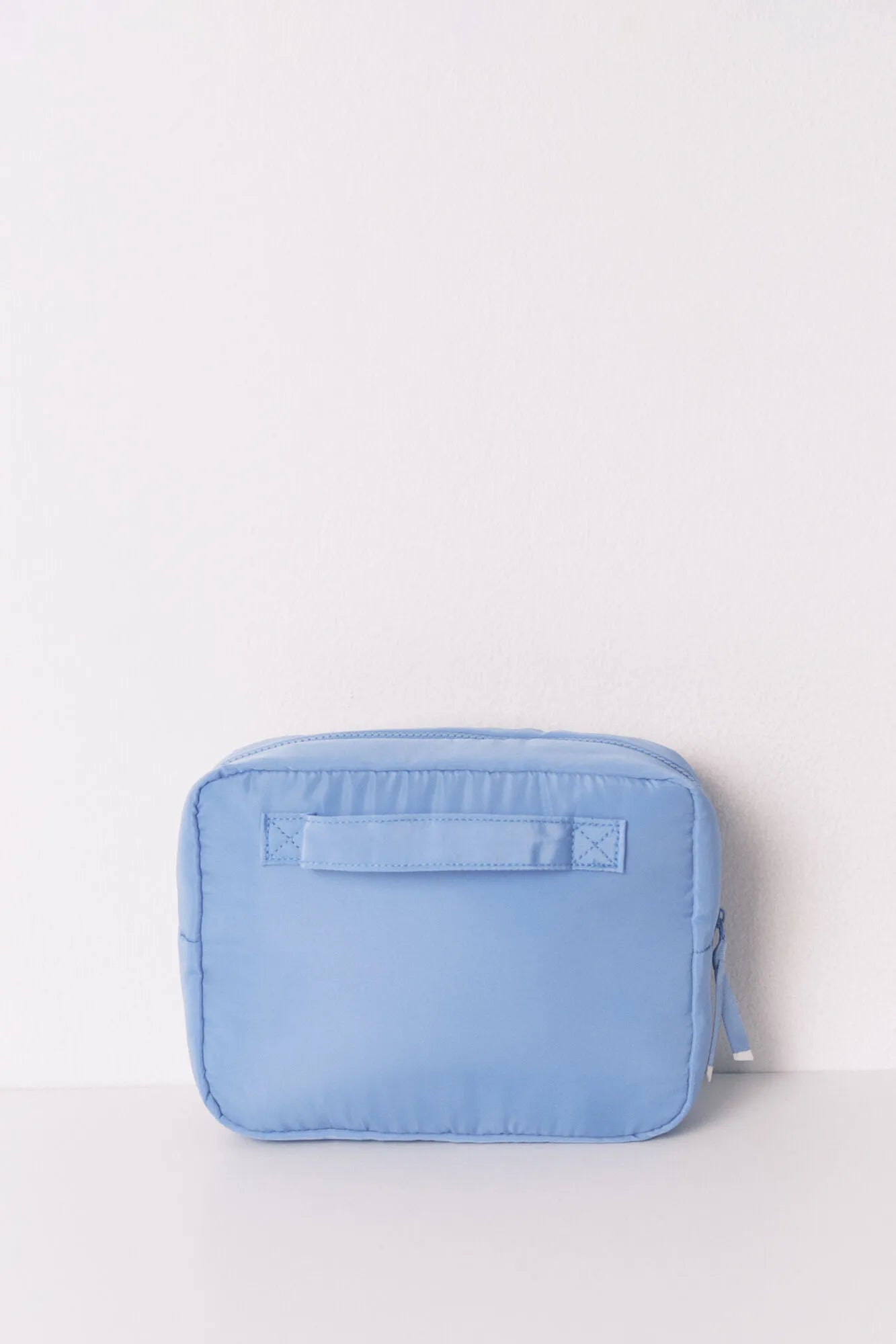 Women Secret_Light Blue_Smileyworld¨ Medium Vanity Case_4842032_16_04