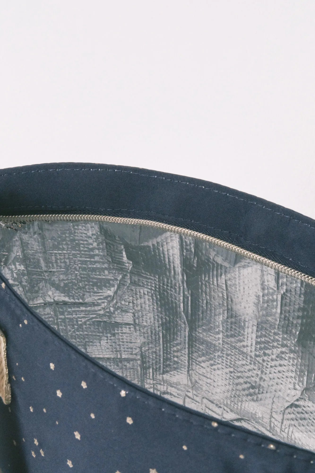 Women Secret_Navy_Harry Potter Blue Thermal Lunch Bag_4842053_10_02