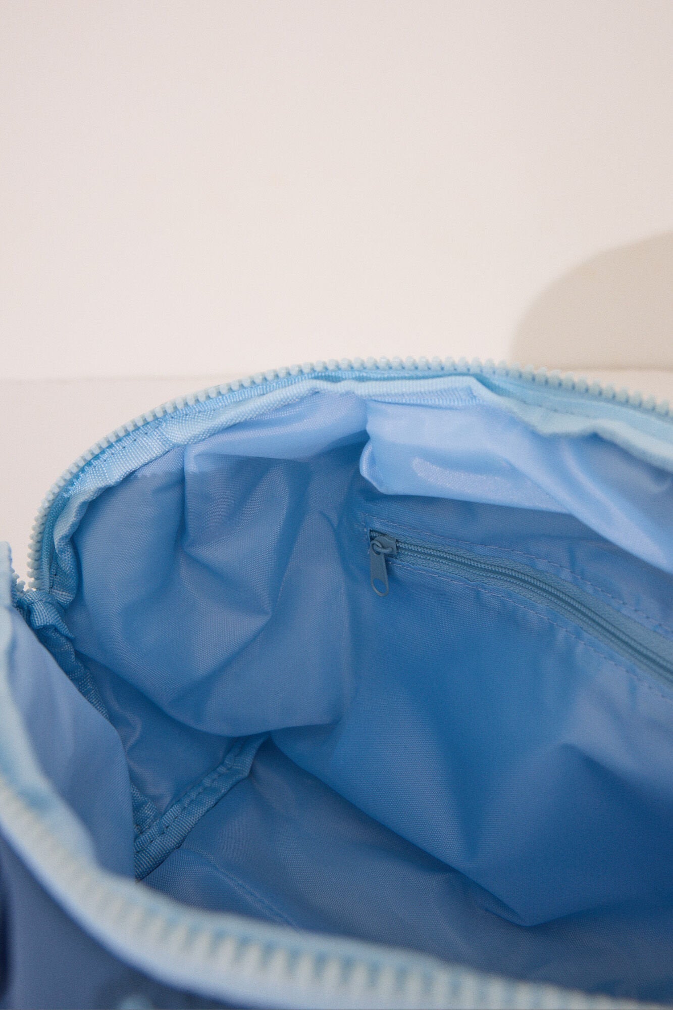 Women Secret_Large Quilted Blue Print Vanity Case_4842924_19_05