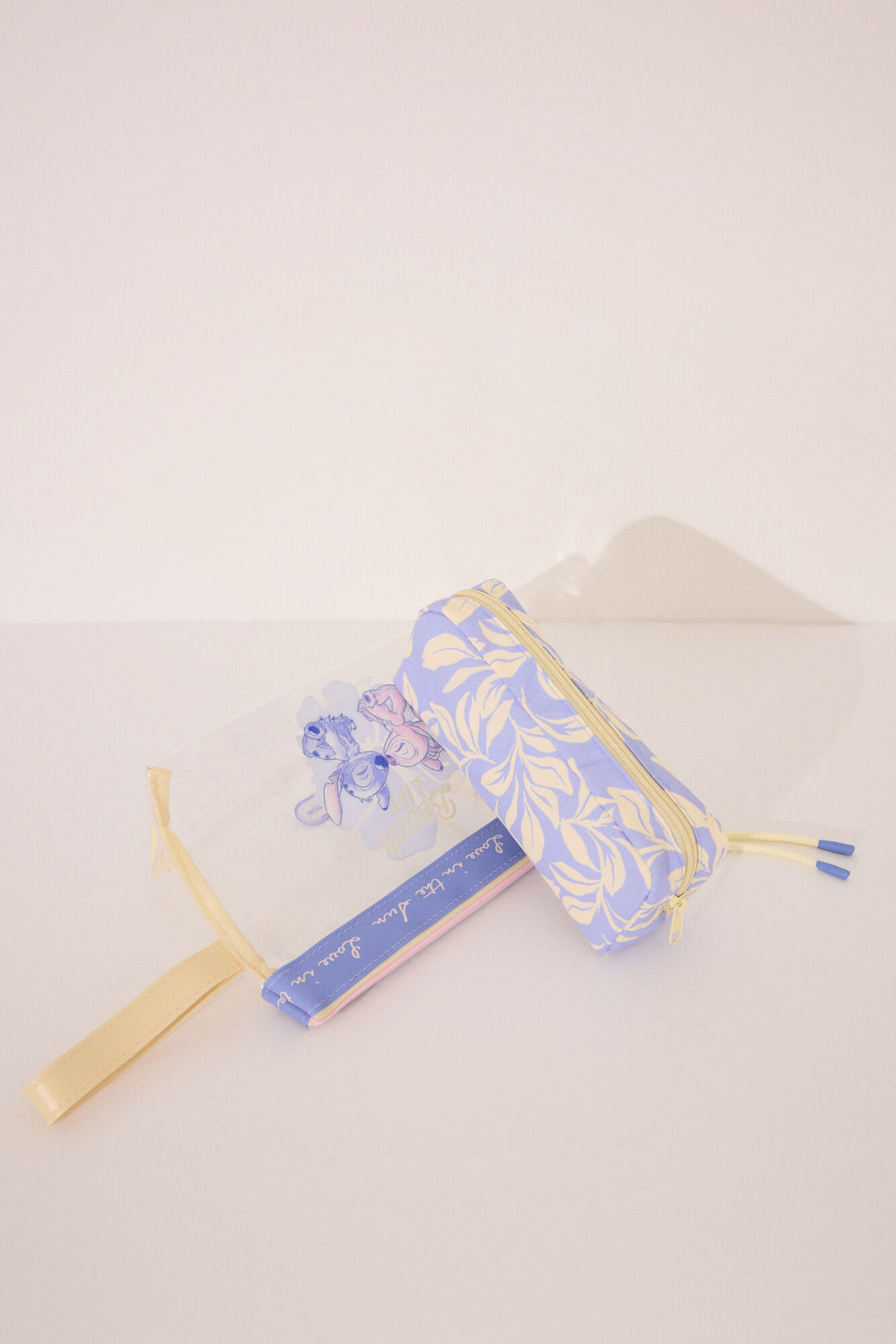 Women Secret_Pack of 2 Lilo & Stitch Toiletry Bags_4842928_19_02