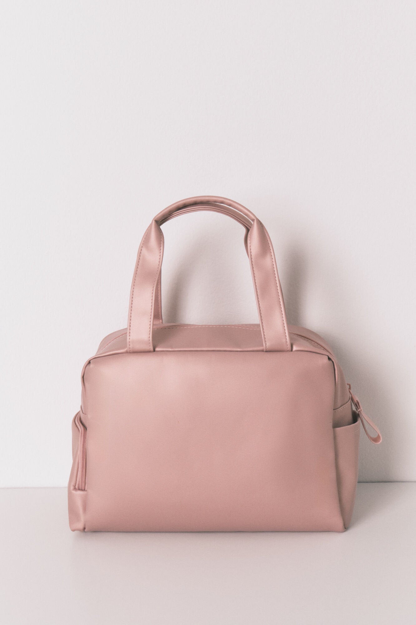 Women Secret_Large Metallic Pink Rubber Vanity Case_4842941_72_05