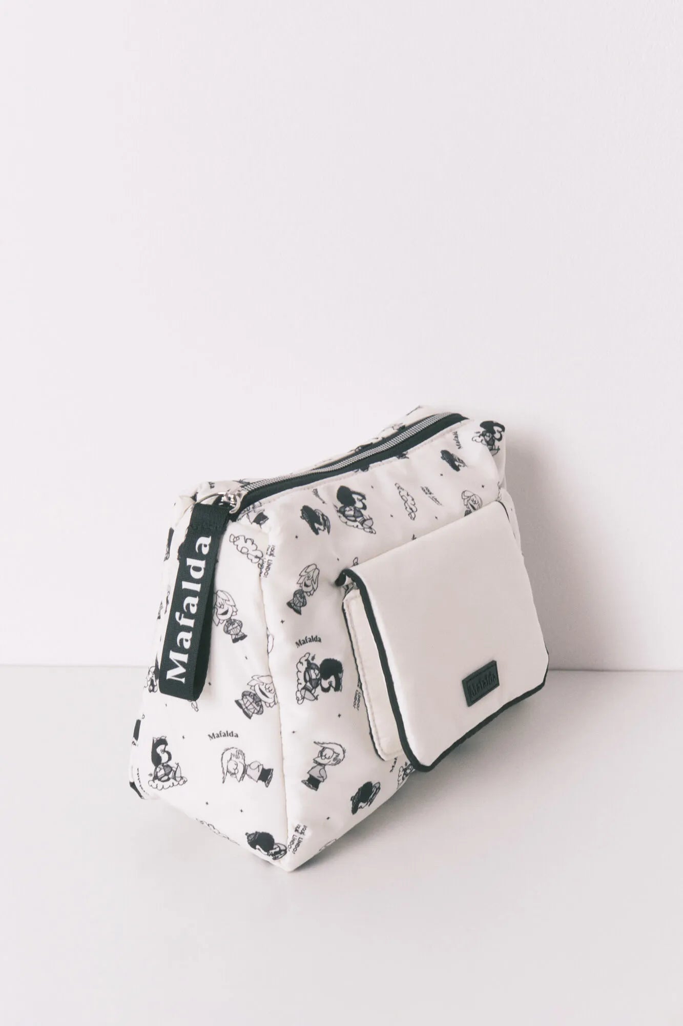 Women Secret_Ivory_White Nylon Large Vanity Case Mafalda_4843021_96_04