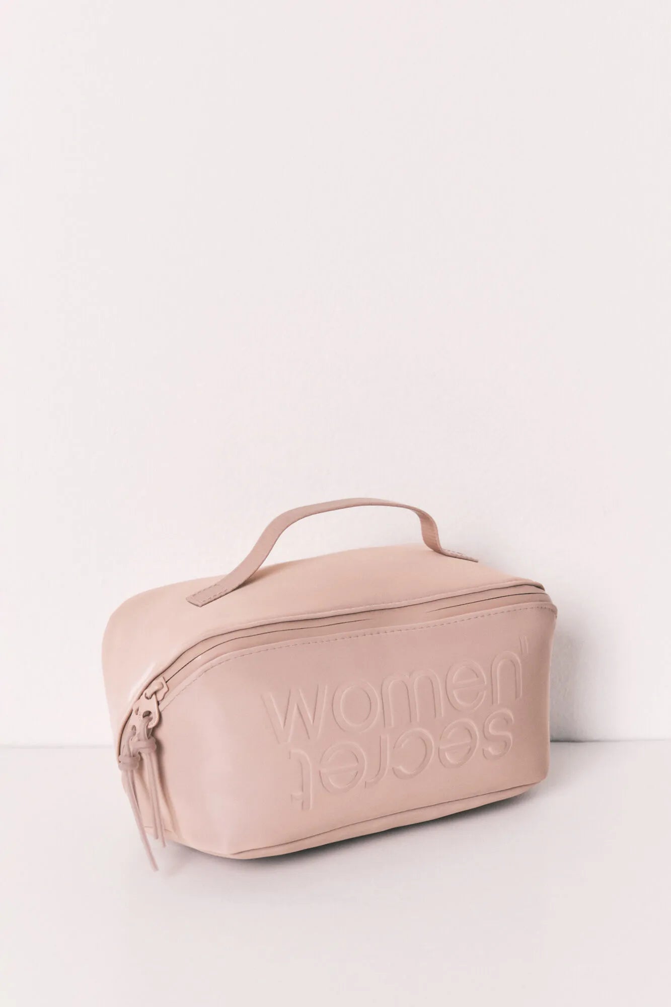 Women Secret_Tan_Brown Rubberized Medium Vanity Case_4843032_34_04
