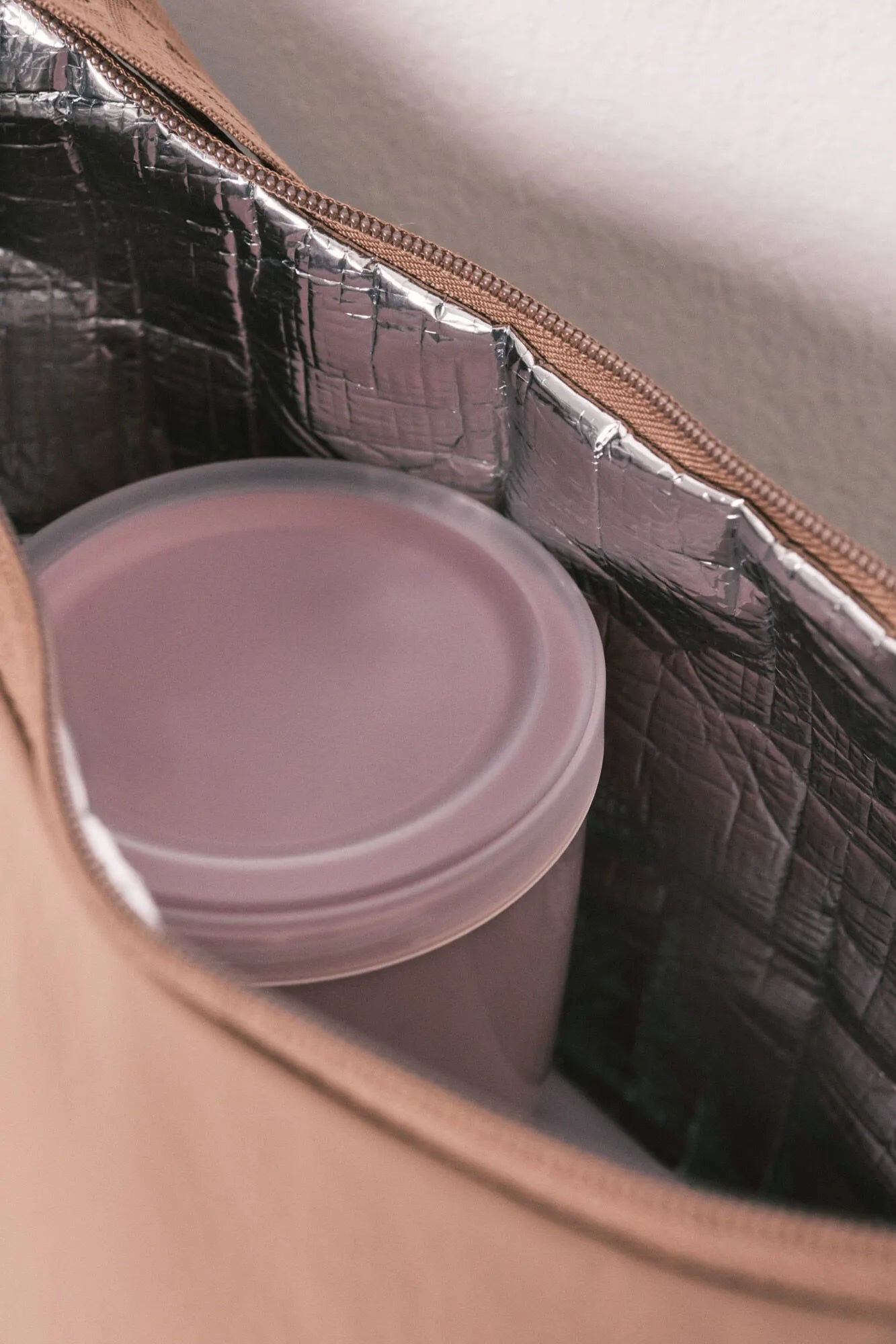 Women Secret_Sand_Brown Thermal Lunch Bag_4843035_38_01