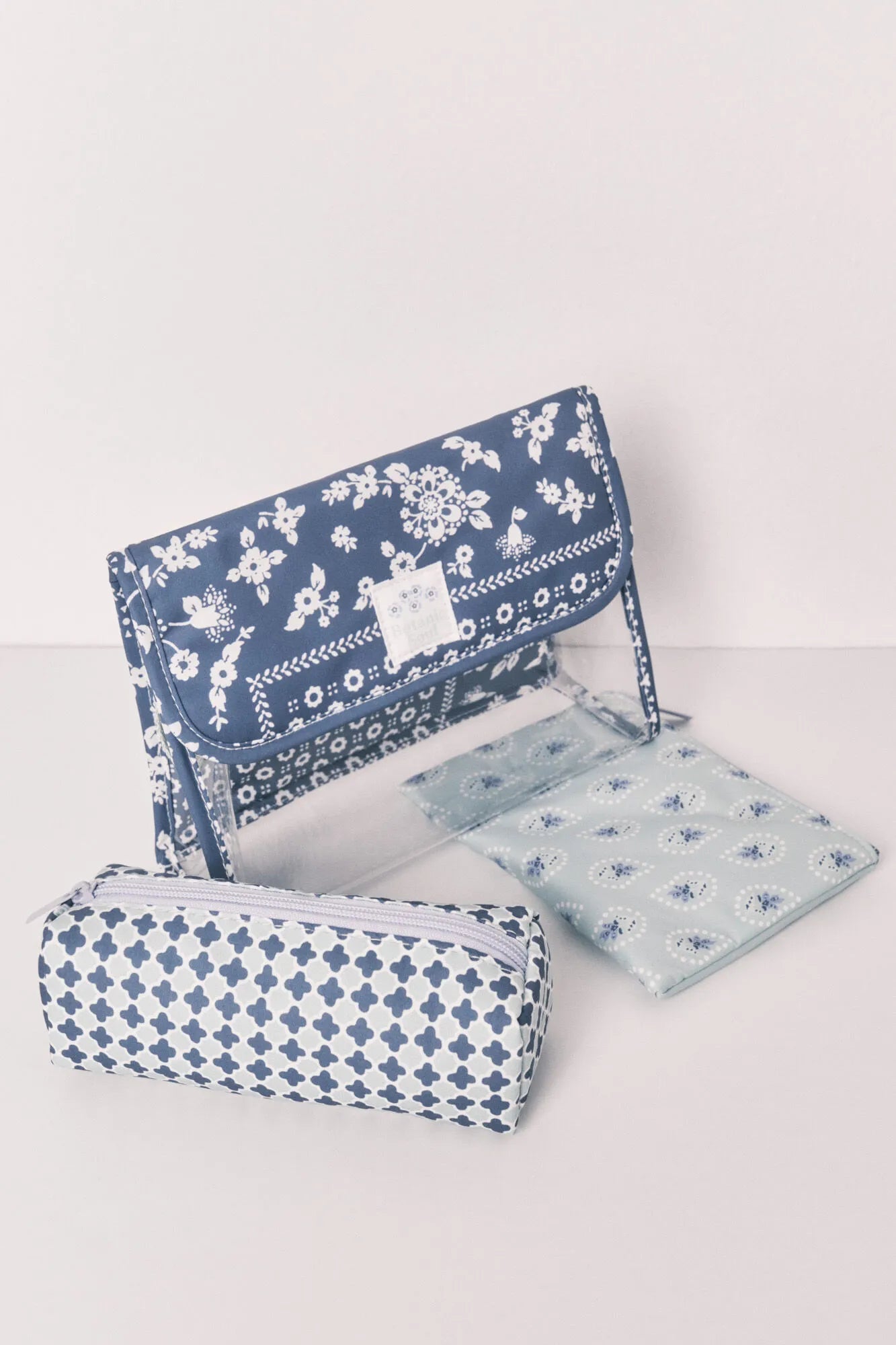 Women Secret Pink Women Patchwork Vanity Case 2-Pack SKU: 4843057_73 Image 01
