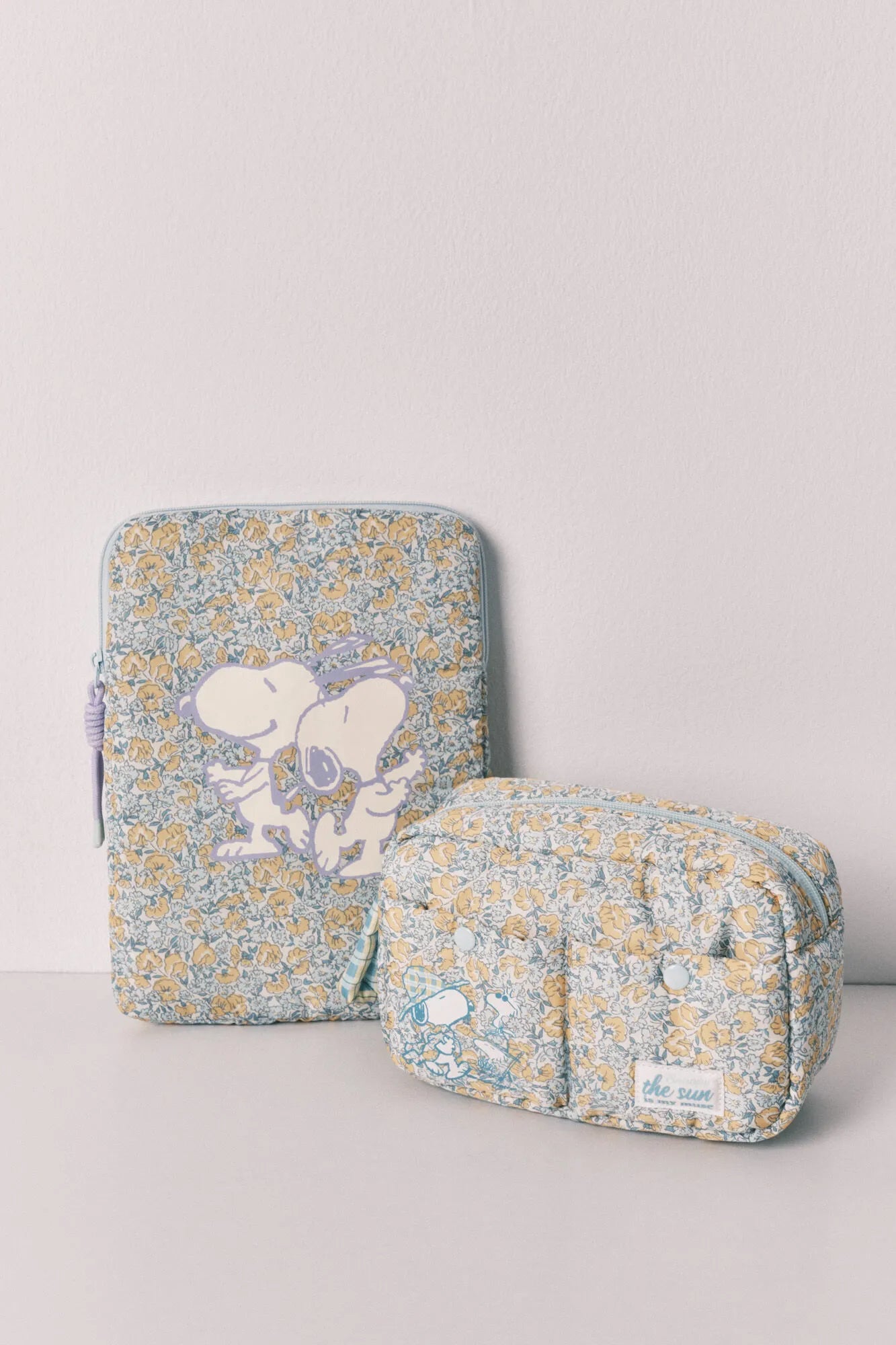 Women Secret Yellow Print Women Snoopy Floral Medium Vanity Case SKU: 4843086_09 Image 06