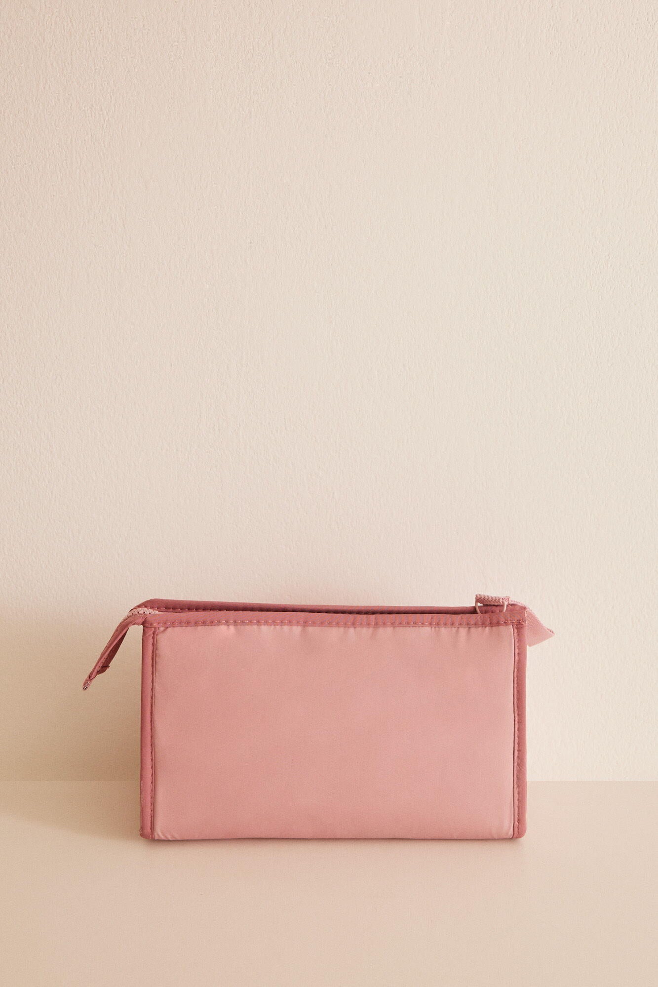 Medium Vanity Case_4847847_71_03