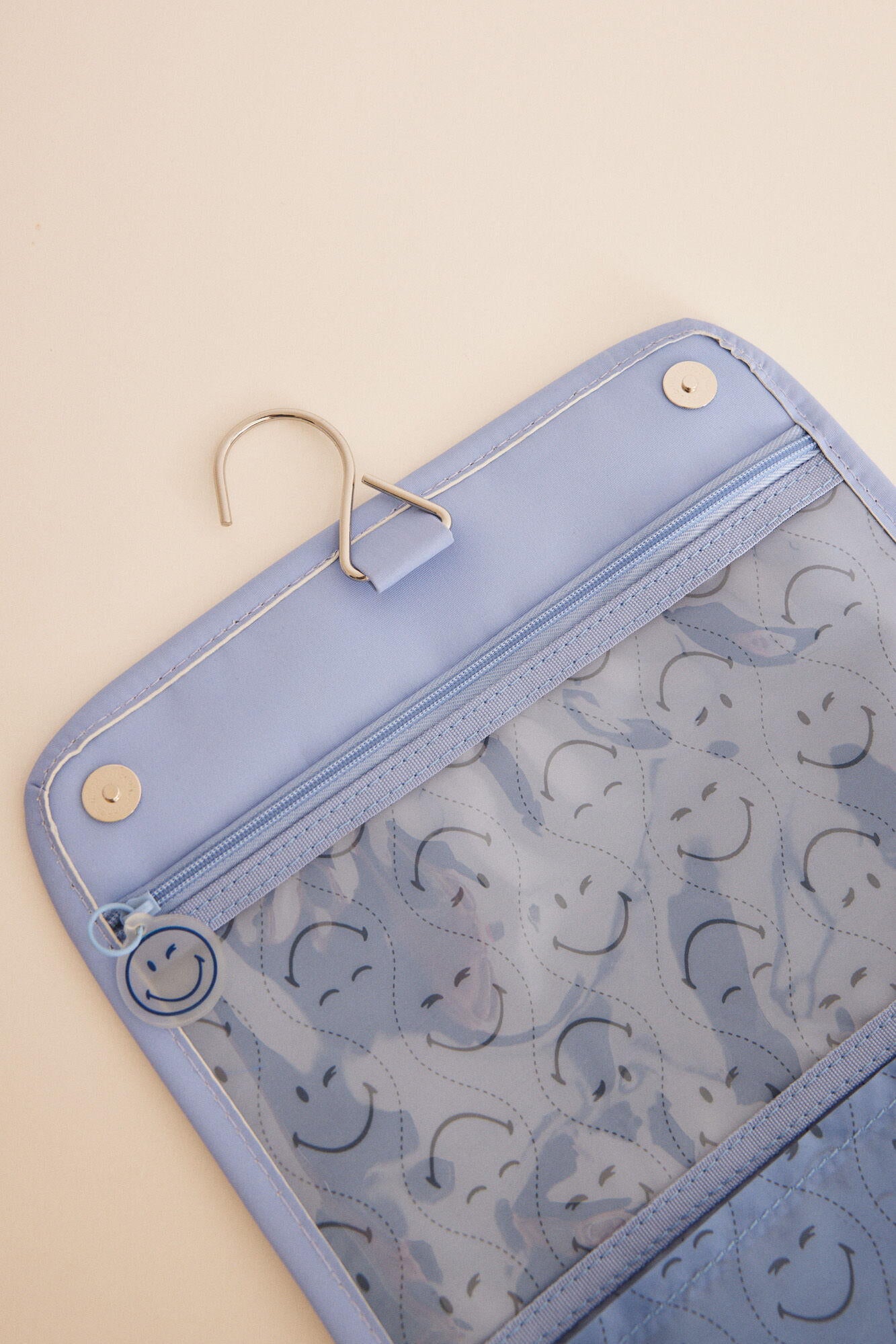 Big Vanity Case_4847849_15_03