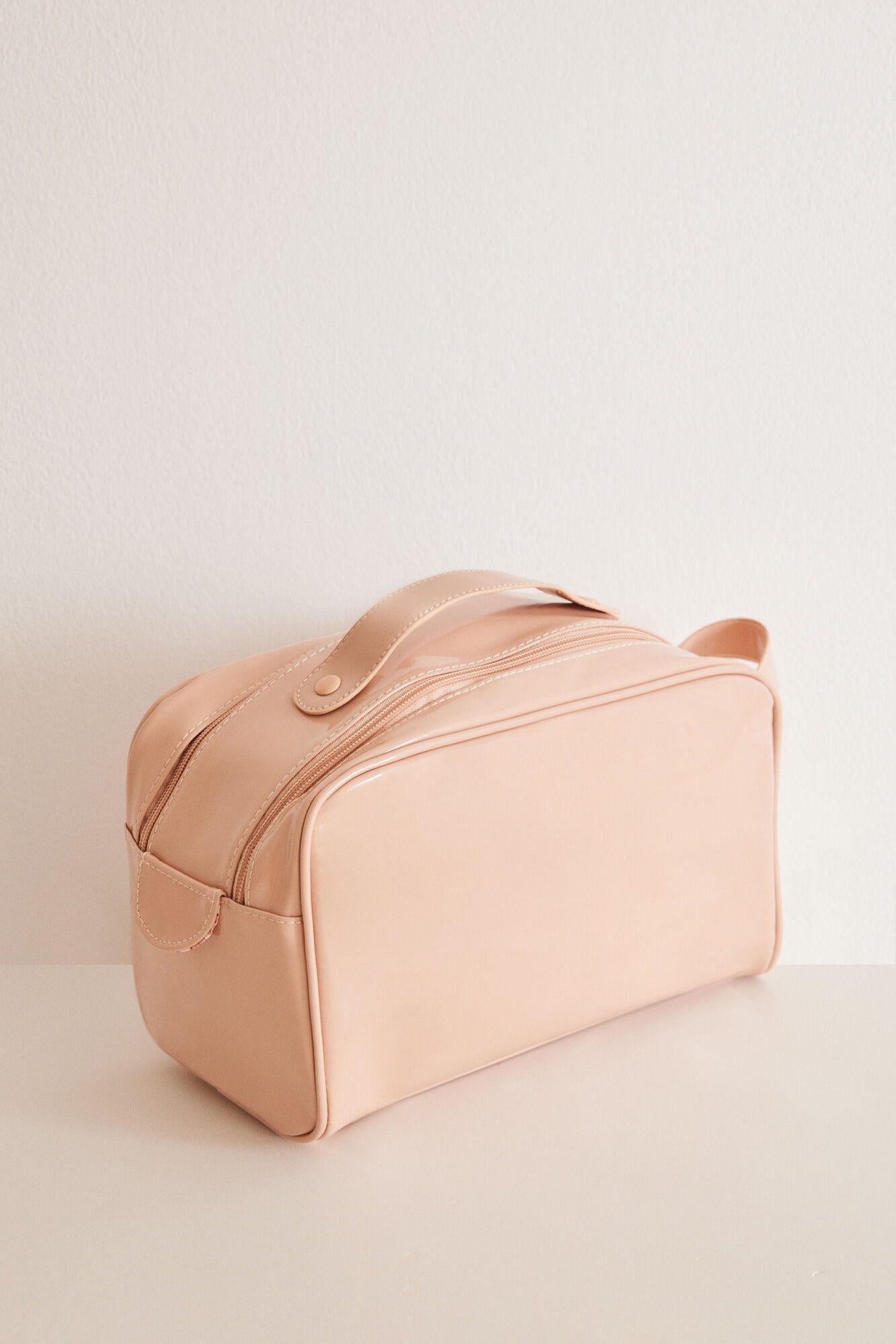 Big Vanity Case_4847876_67_03