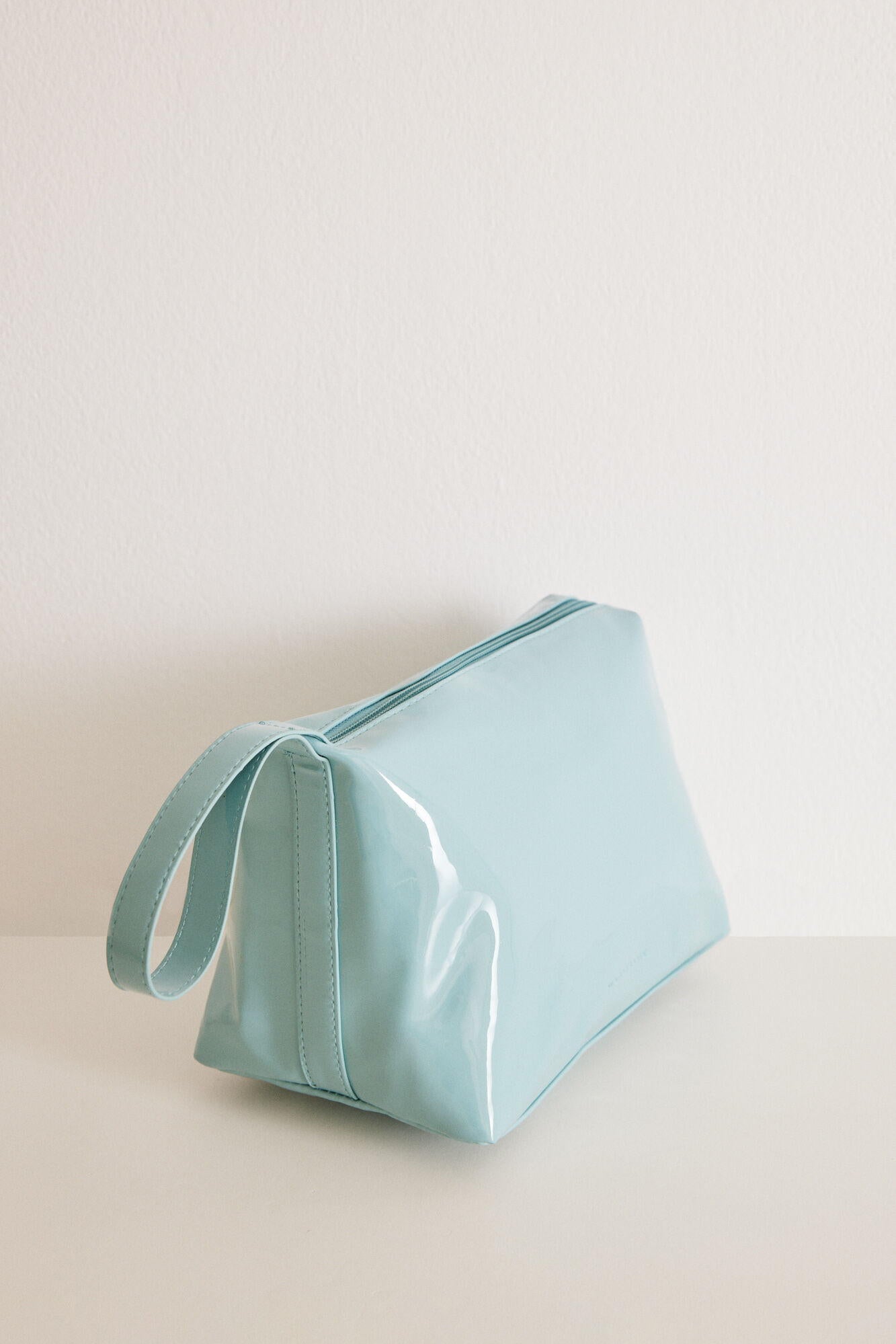 Medium Vanity Case_4847877_17_02