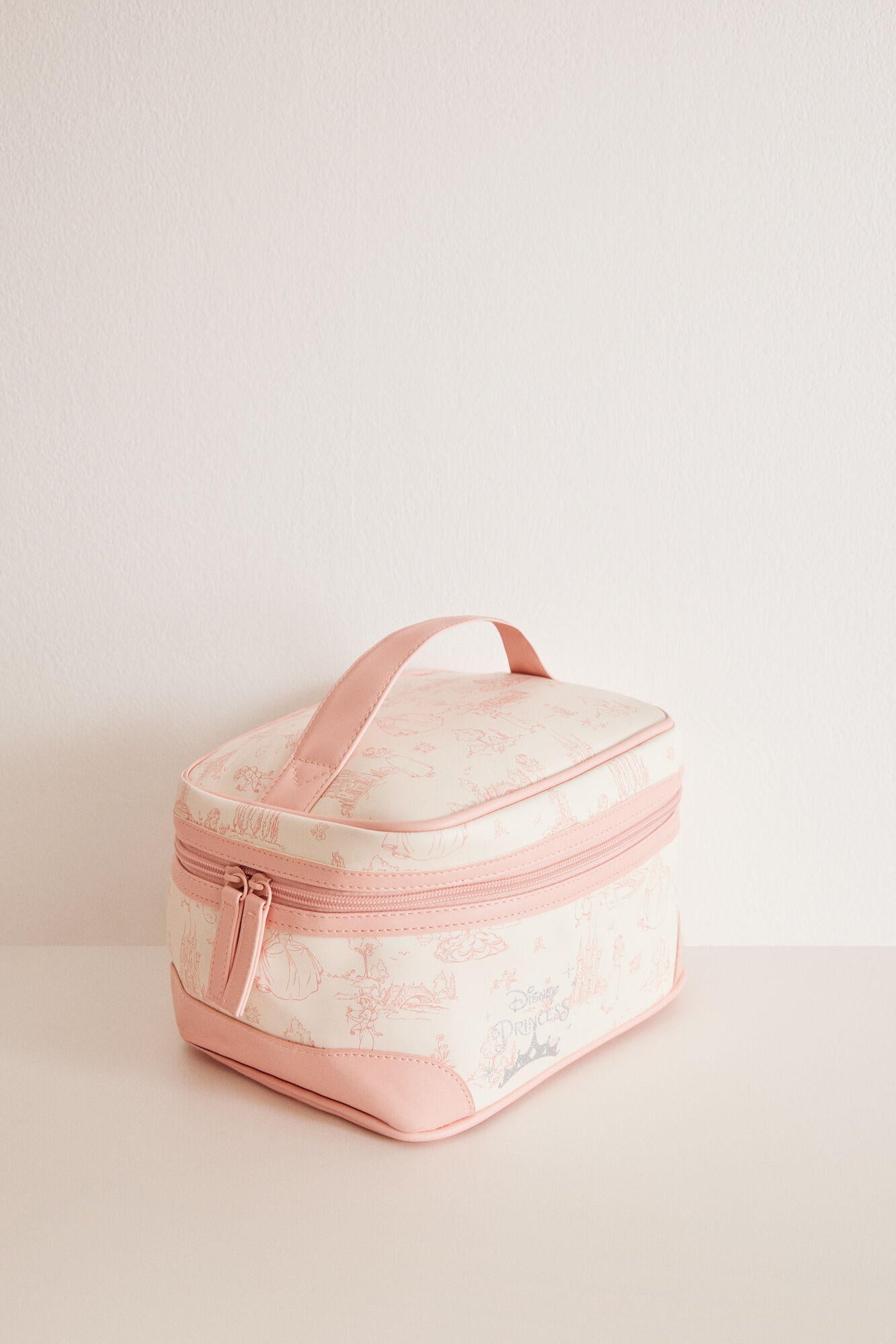 Big Vanity Case_4847884_96_05