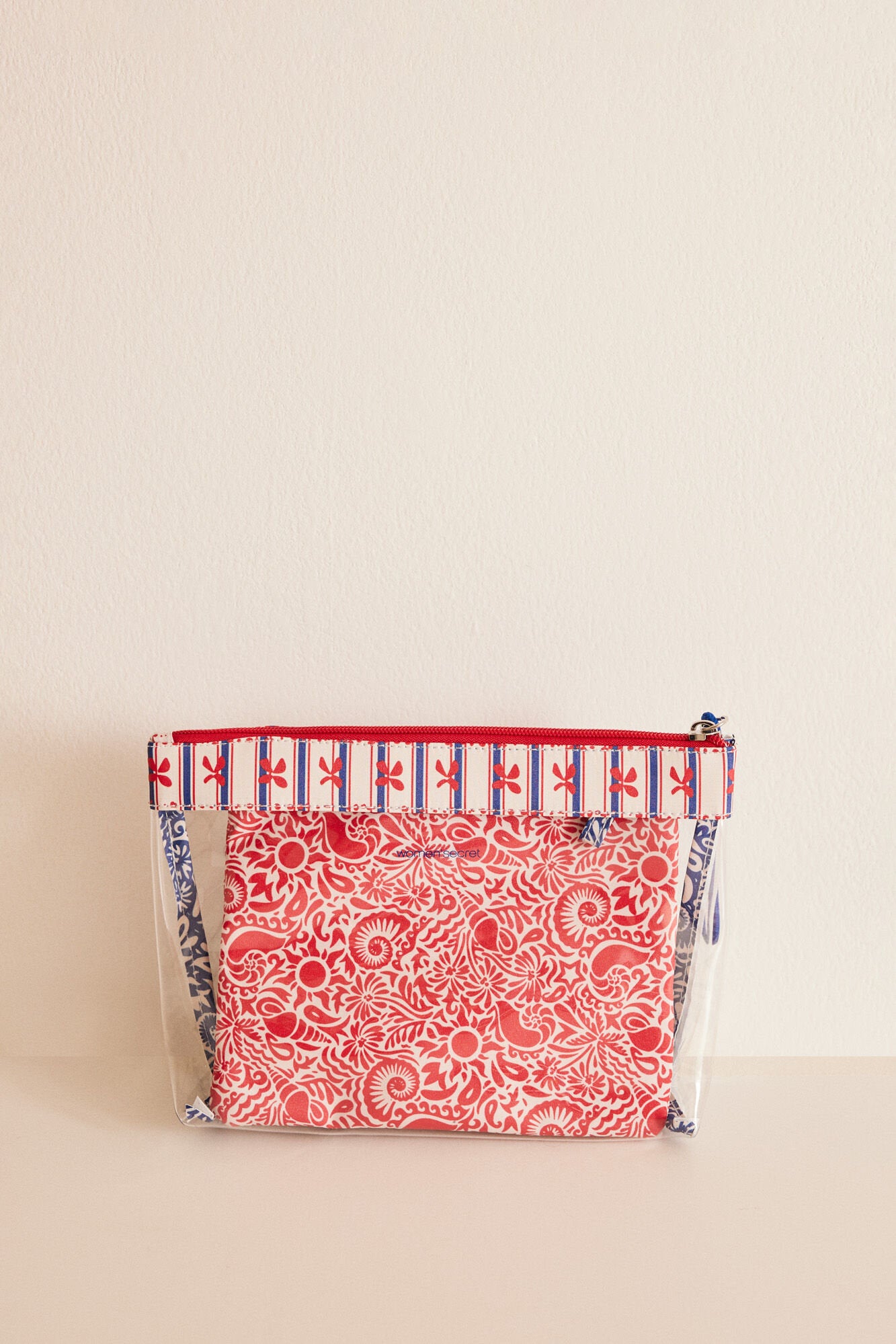 Multicoloured Vanity Case Pack_4847894_98_05