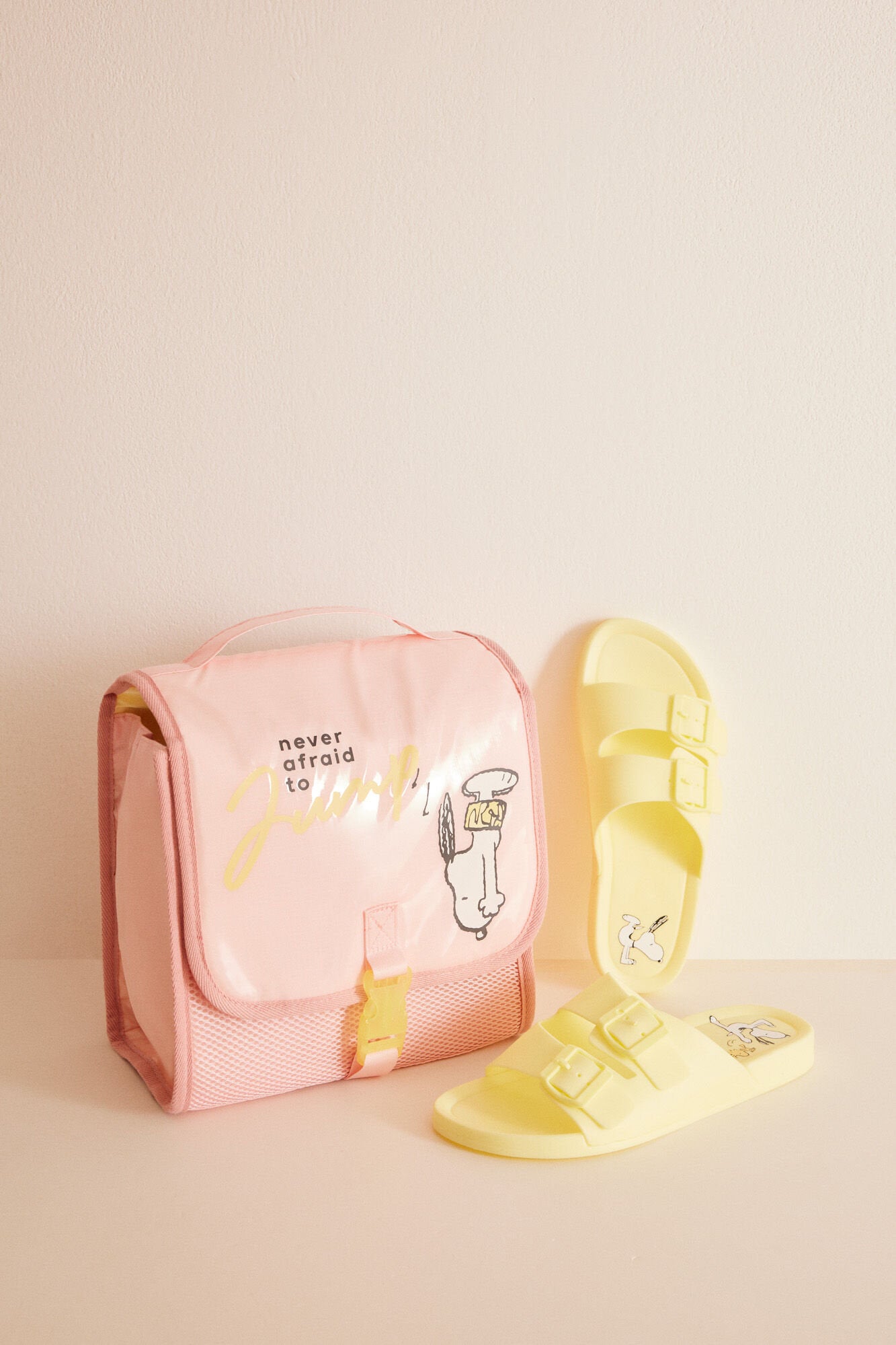 Snoopy Pink Folding Beauty Case_08