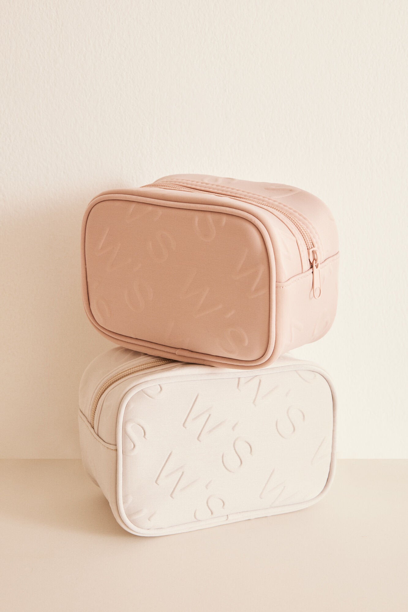 Pack Of 3 Gray & Pink Logo Beauty Cause_05