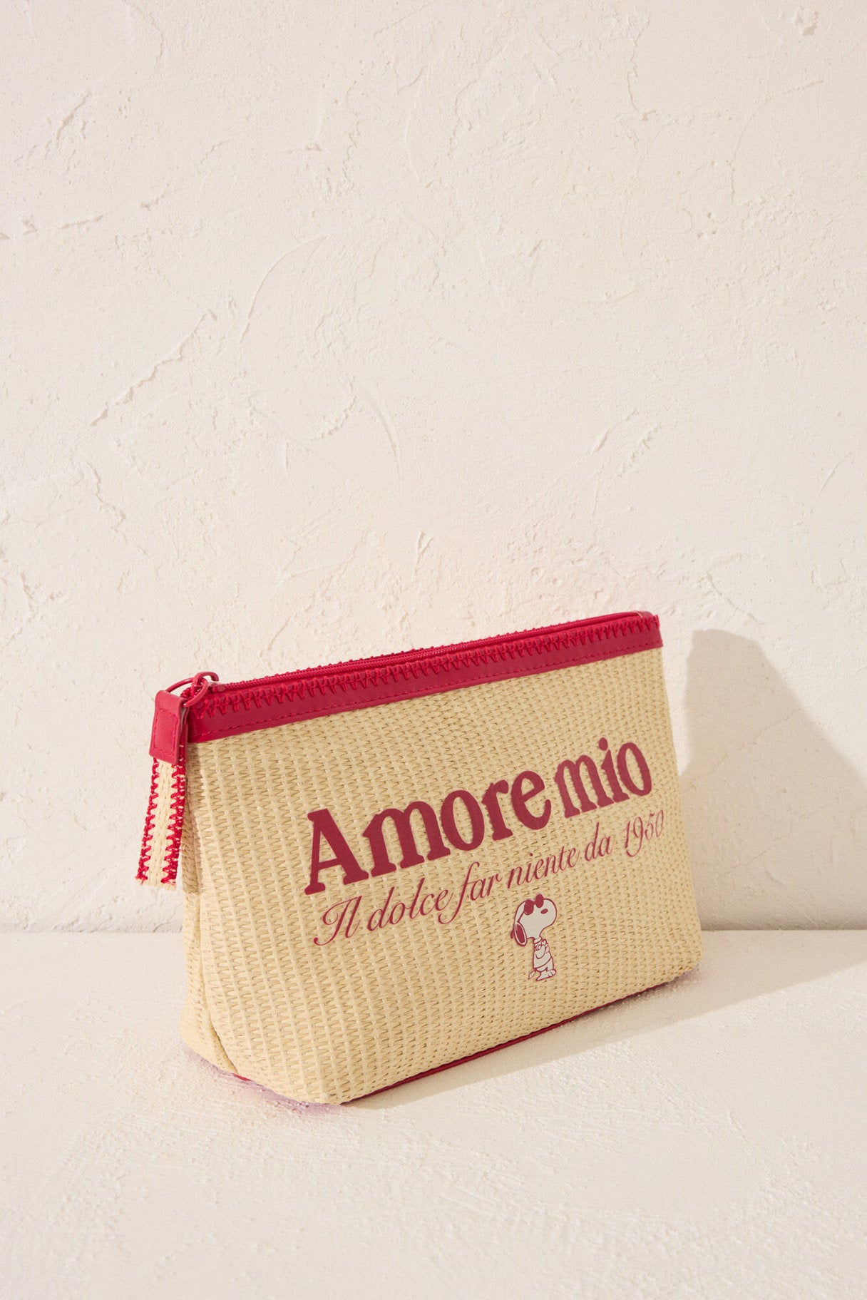 Women Secret_Medium Snoopy Raffia Vanity Case_4849271_38_03