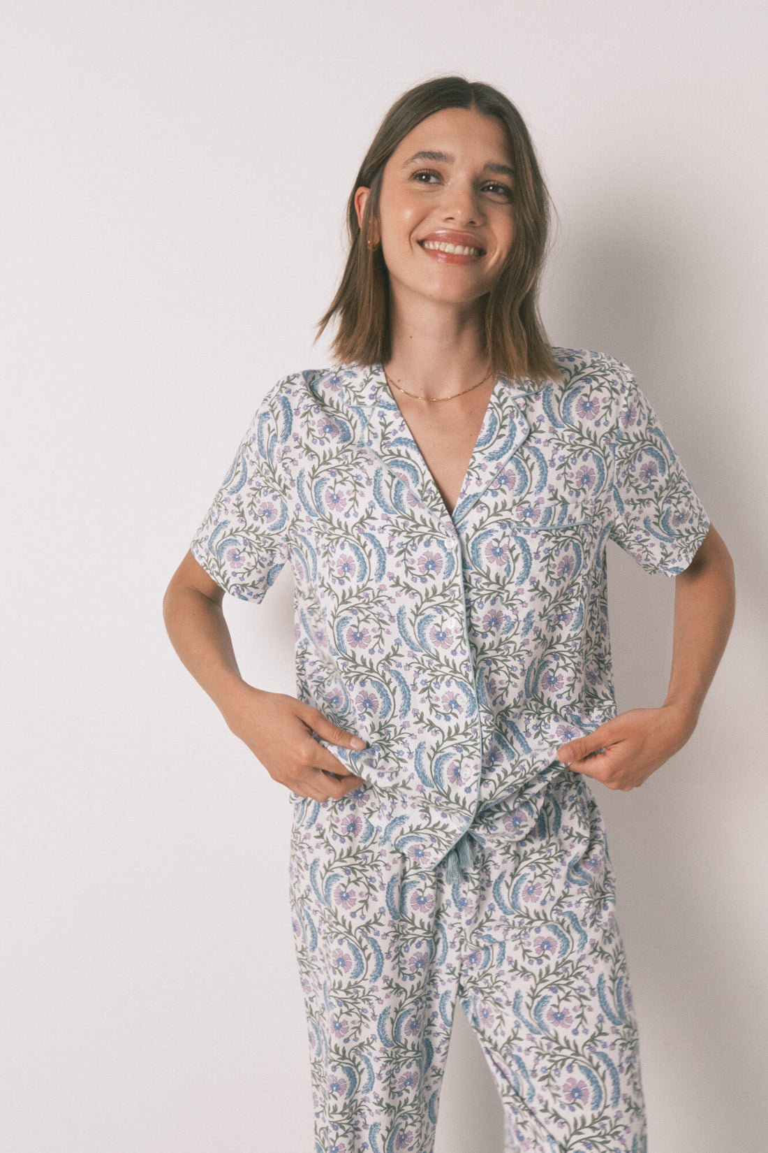 Women Secret_Green_Long Green Floral Classic Pyjamas_4852099_23_01