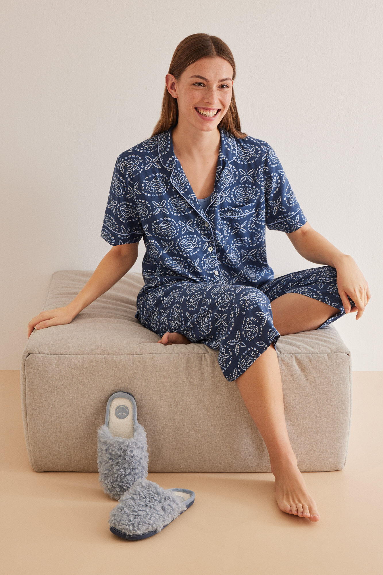 Printed Pyjama Set_4857414_19_01