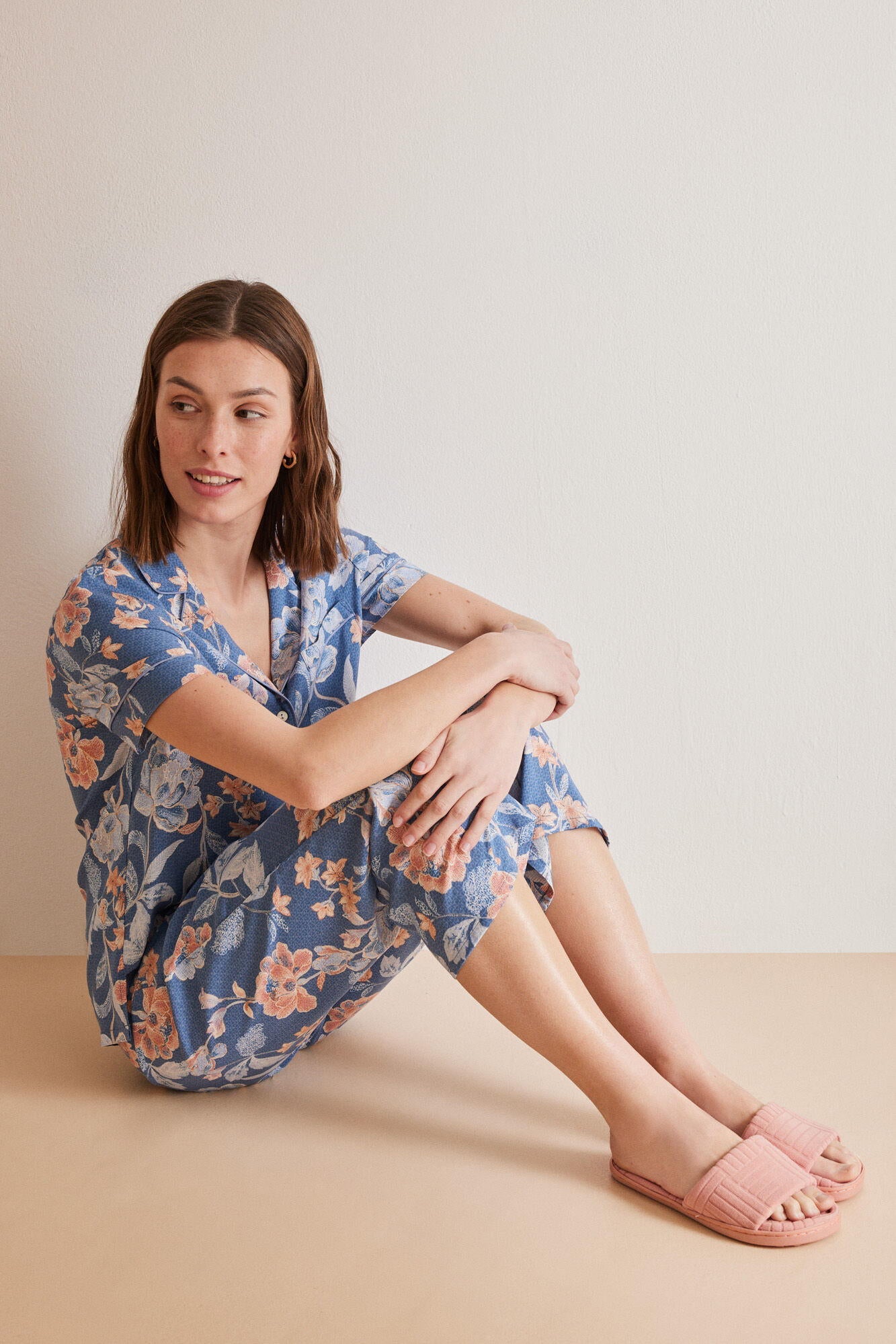 Short Sleeve Long Pant Pyjama Set_4857417_19_04