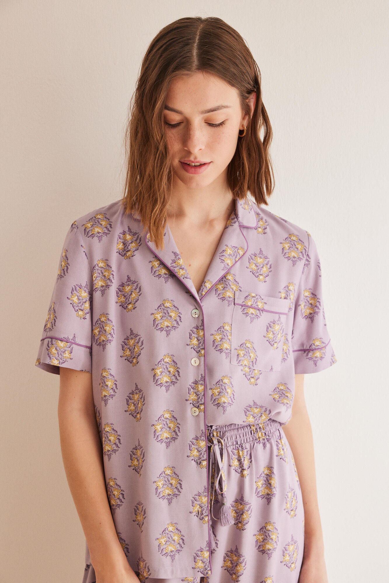 Short Sleeve Long Pant Pyjama Set_4857421_79_03