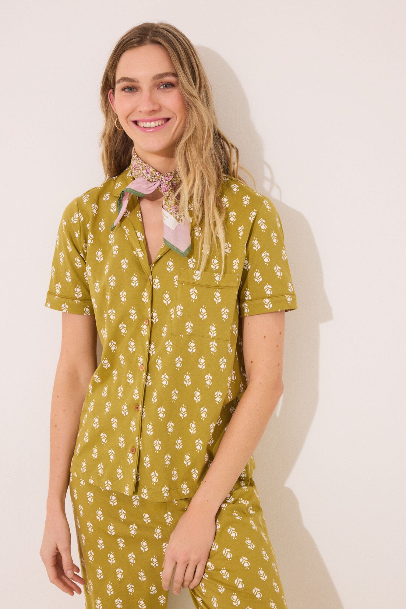 Women Secret_100% Cotton Khaki Classic Pyjamas with Stamps_4859408_09_02