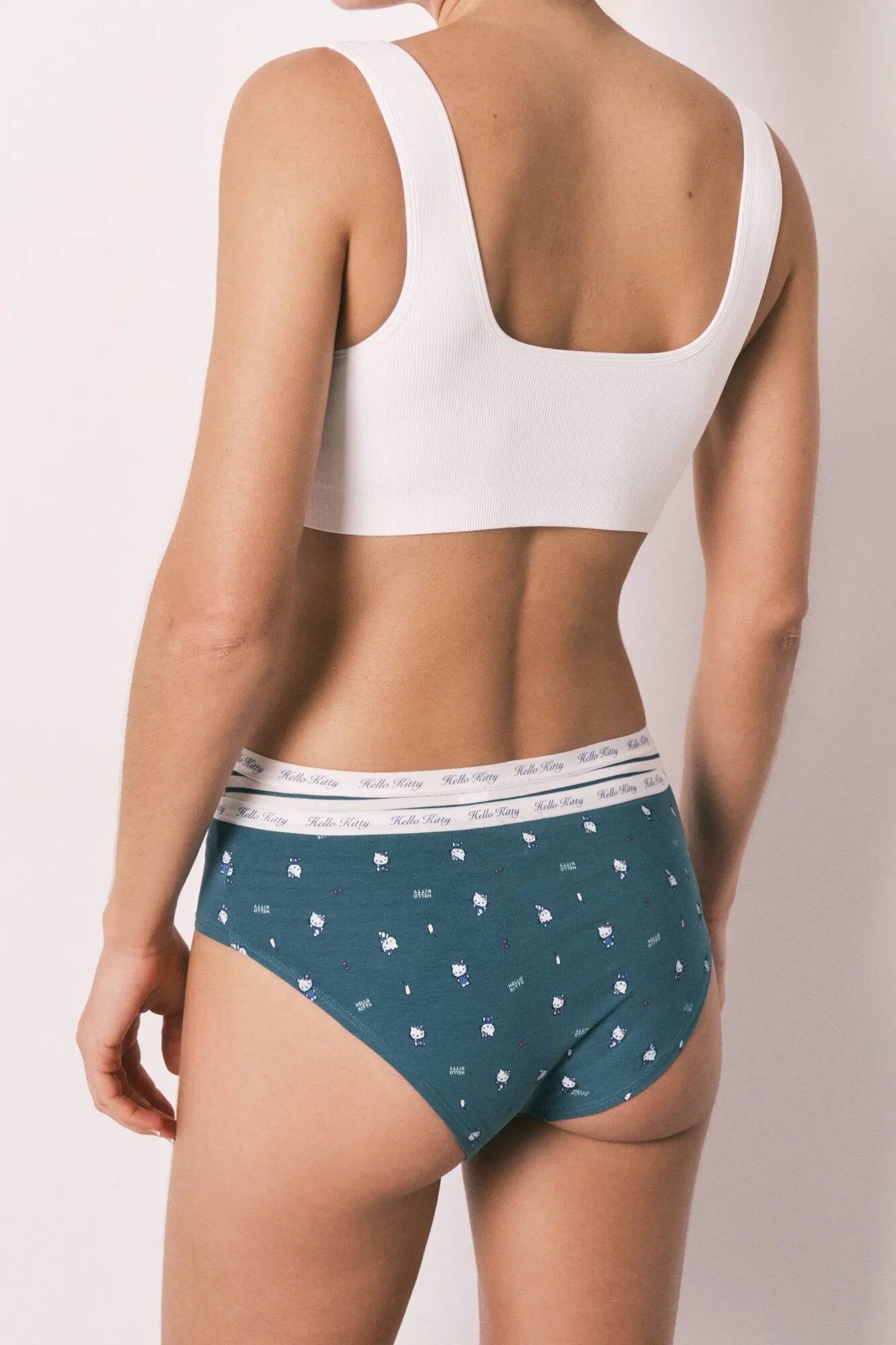 Women Secret Multicoloured Women Cotton 7-Pack Printed Culotte Panties Hello Kitty SKU: 4933657_98 Image 04